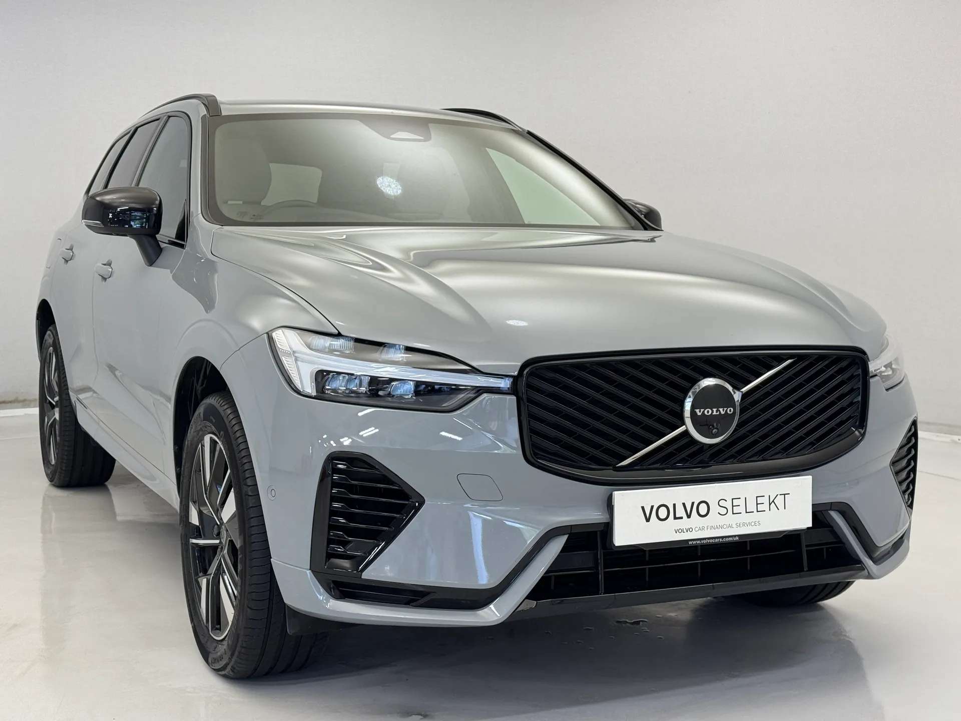 2025 VOLVO XC60 2025 VOLVO XC60