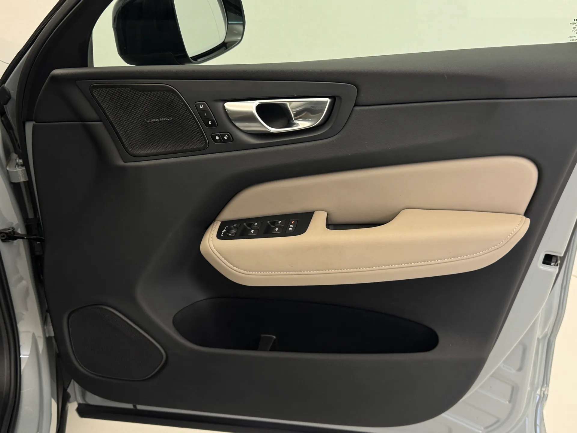2025 VOLVO XC60 2025 VOLVO XC60