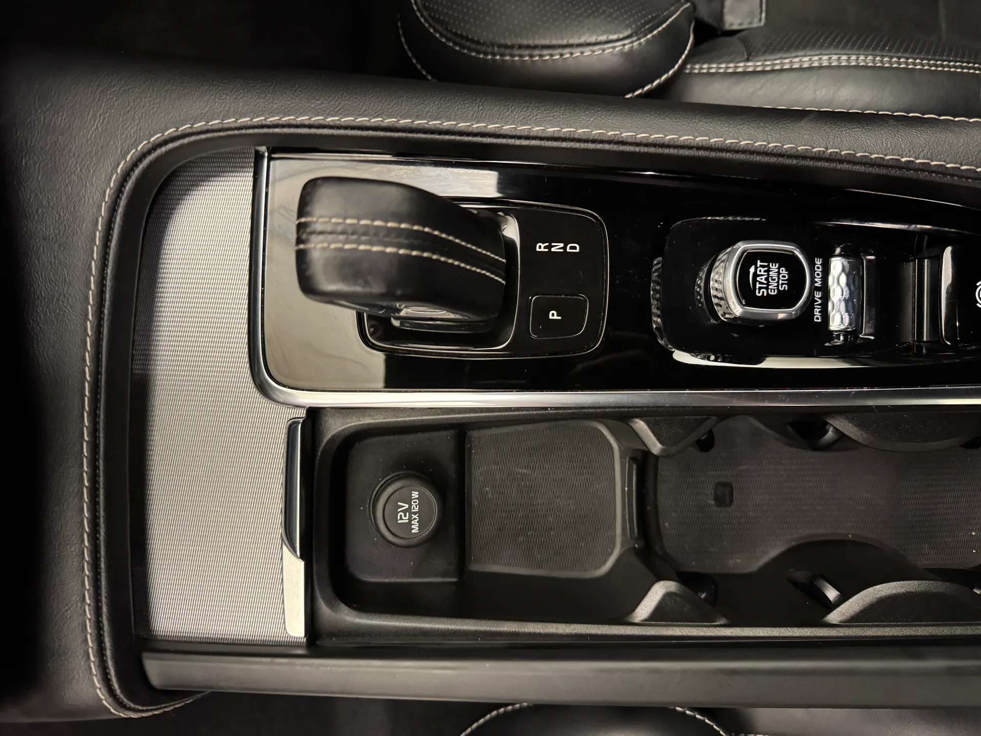 2021 VOLVO XC90 2021 VOLVO XC90