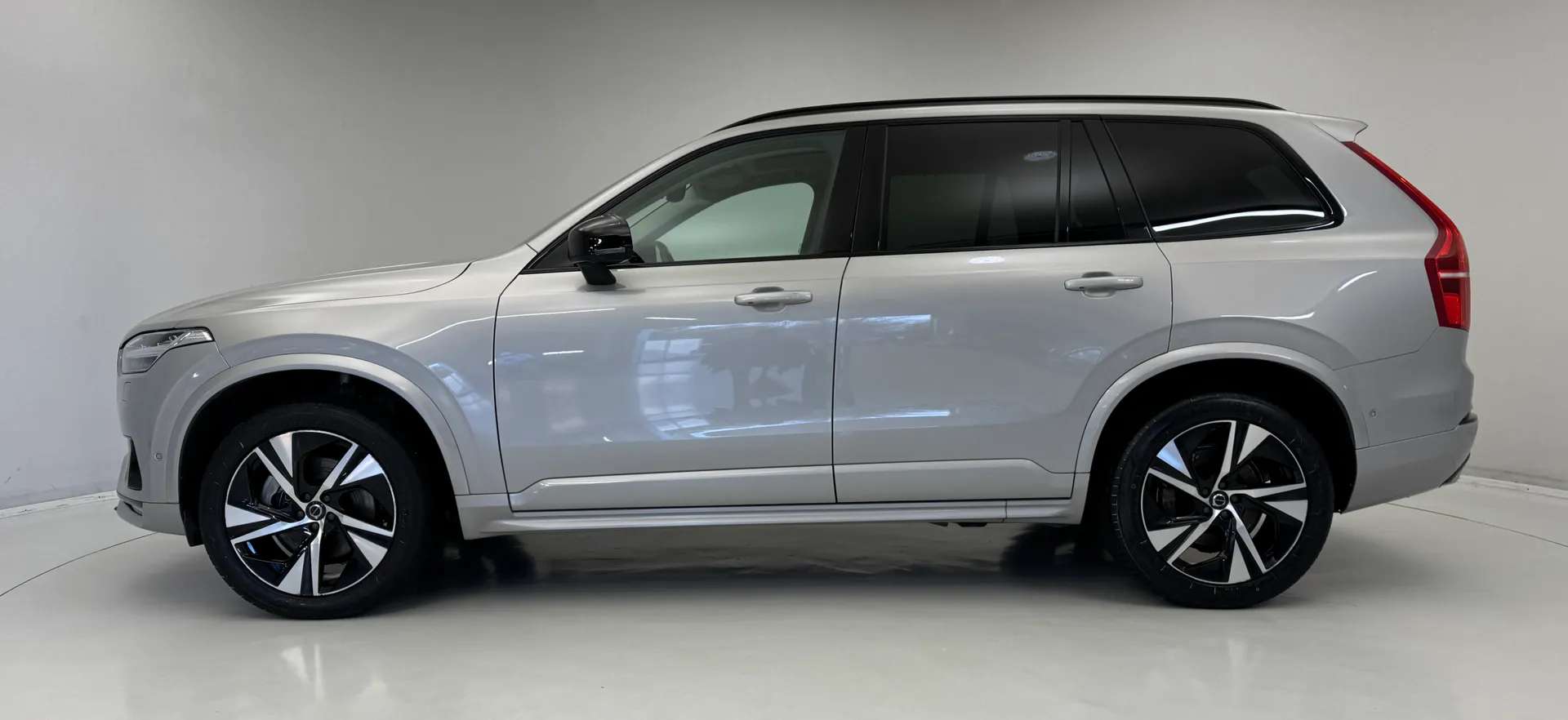 2022 VOLVO XC90 2022 VOLVO XC90