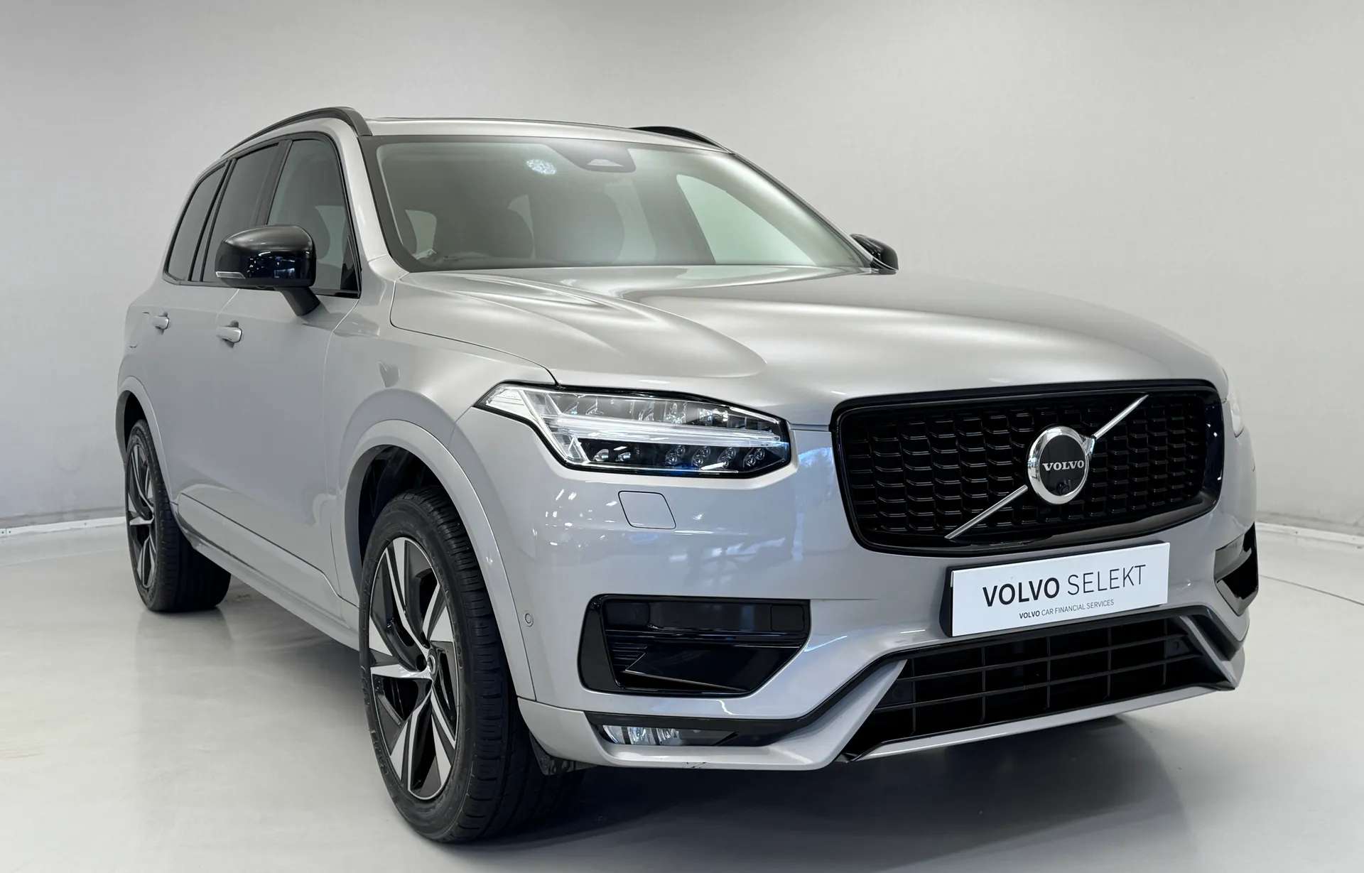 2022 VOLVO XC90 2022 VOLVO XC90