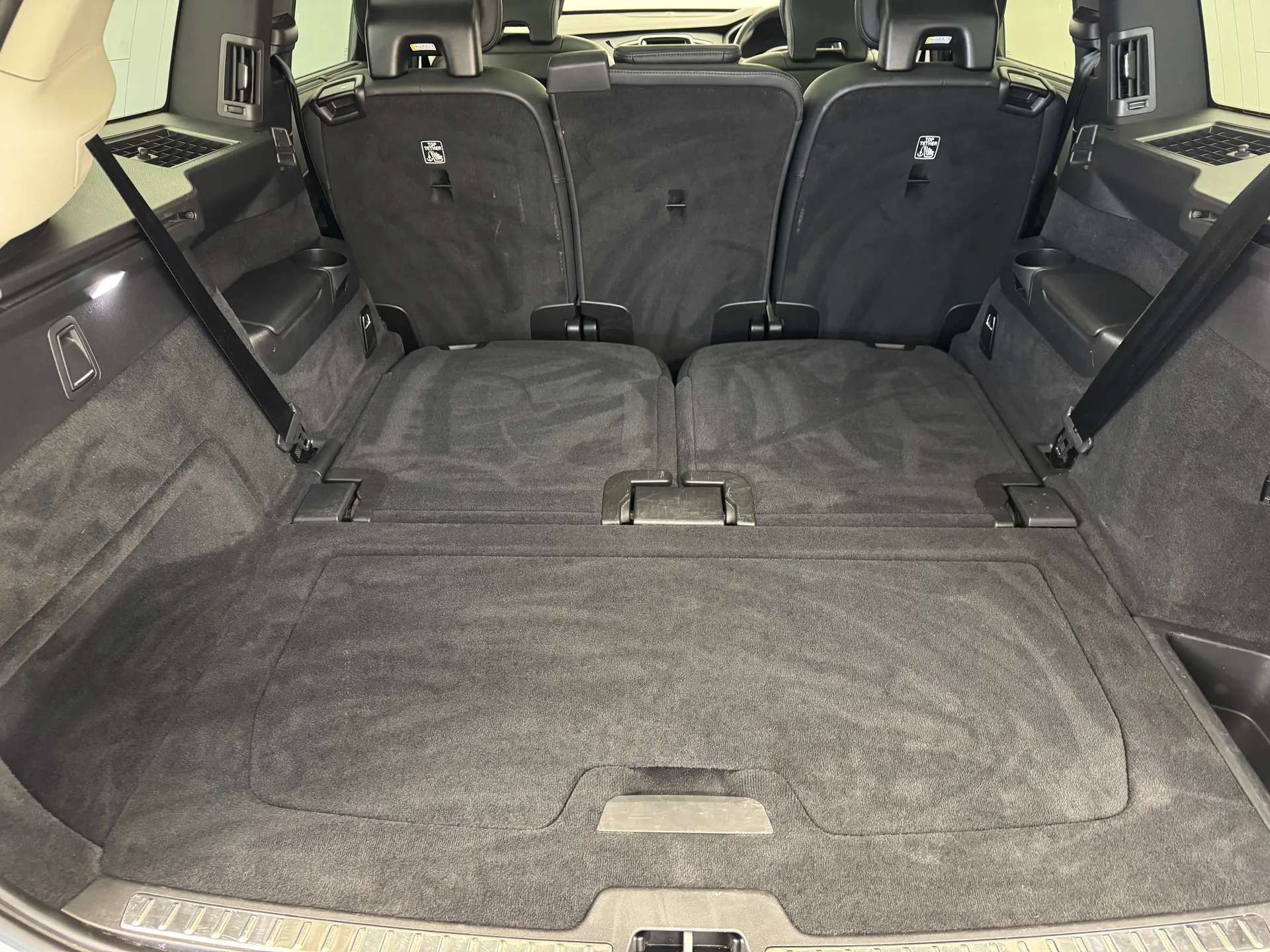 2022 VOLVO XC90 2022 VOLVO XC90