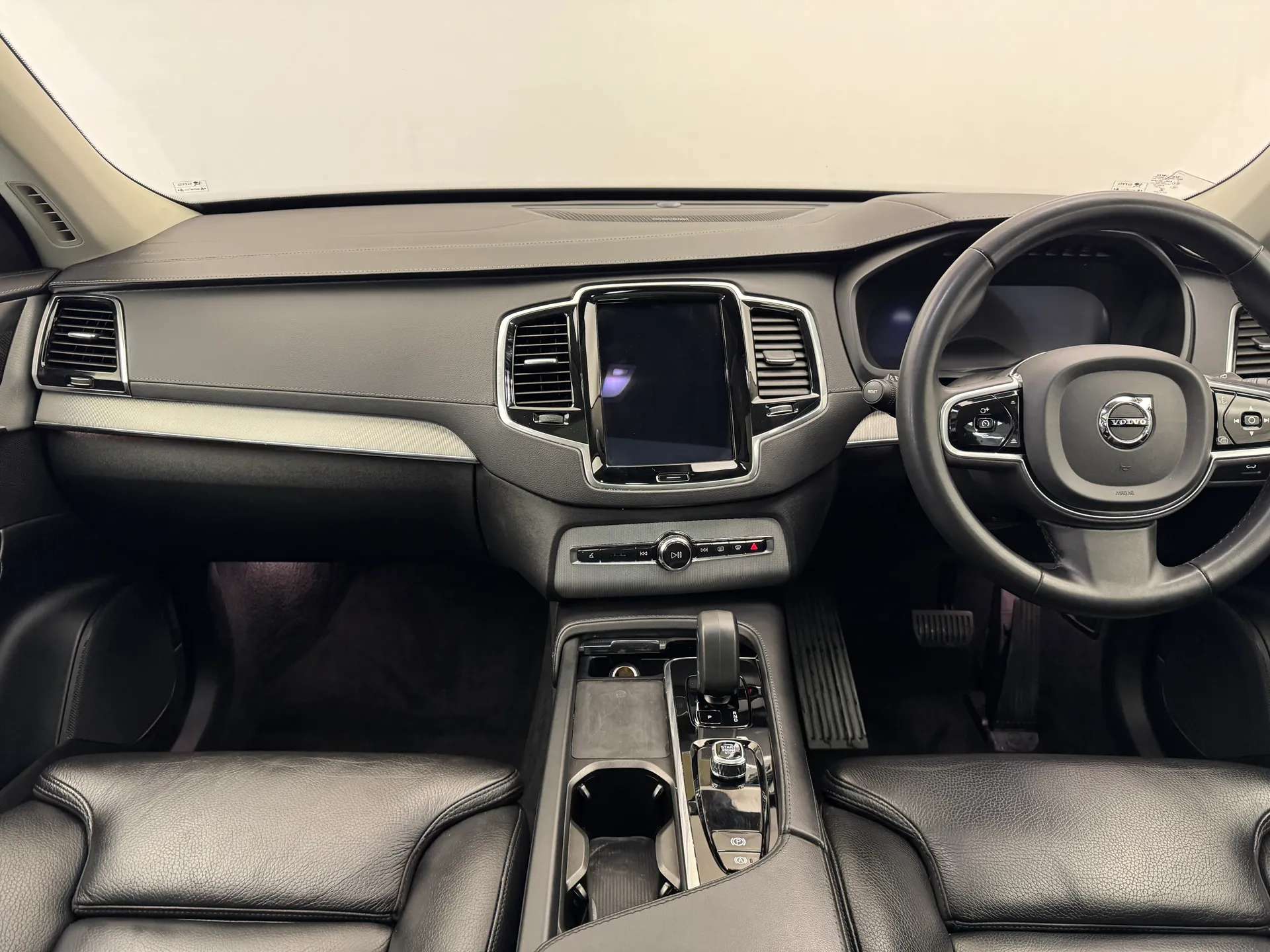 2022 VOLVO XC90 2022 VOLVO XC90