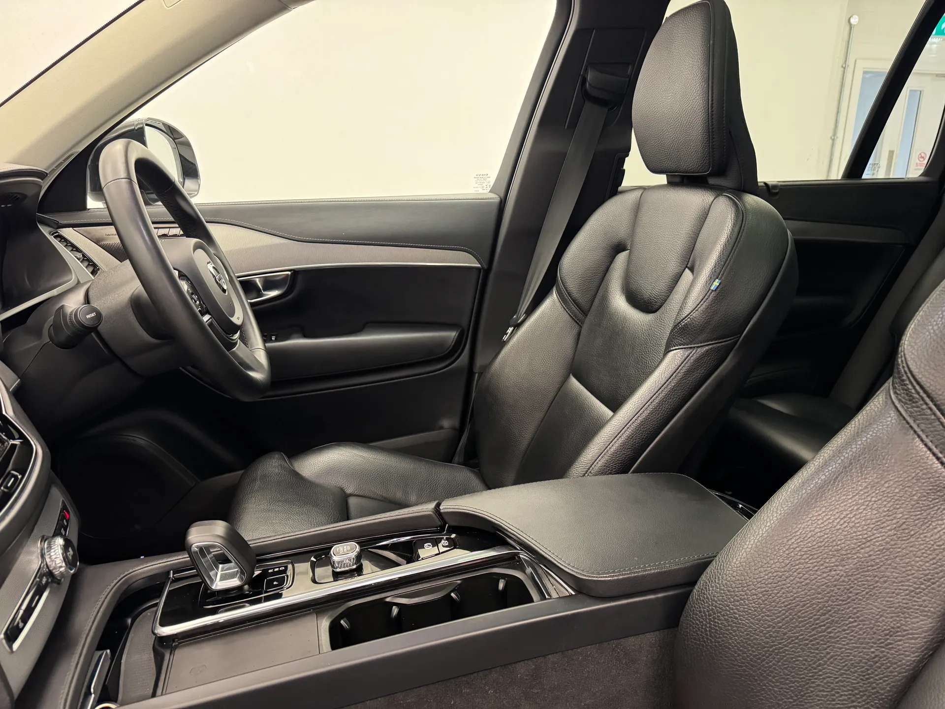 2022 VOLVO XC90 2022 VOLVO XC90