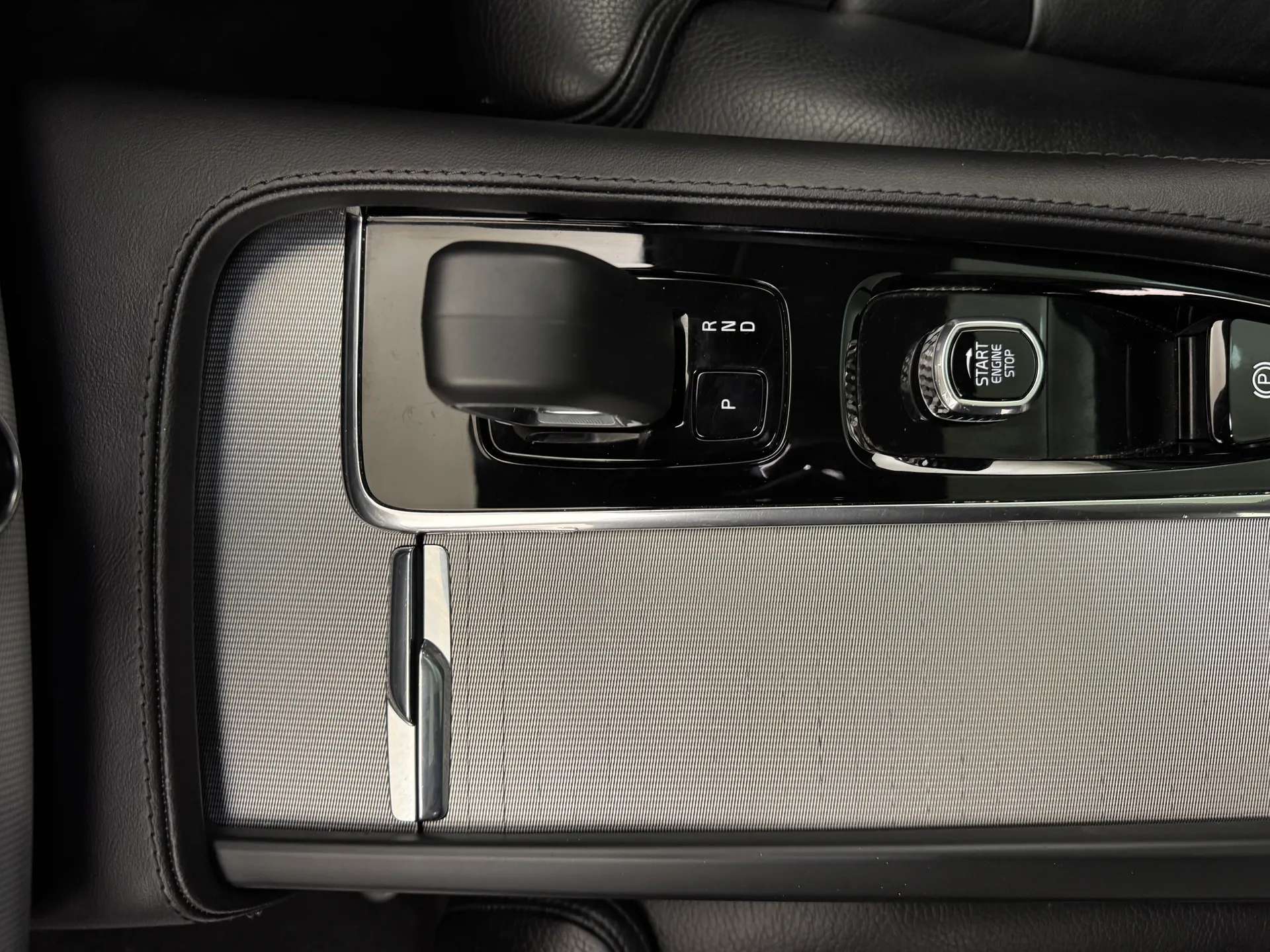 2022 VOLVO XC90 2022 VOLVO XC90