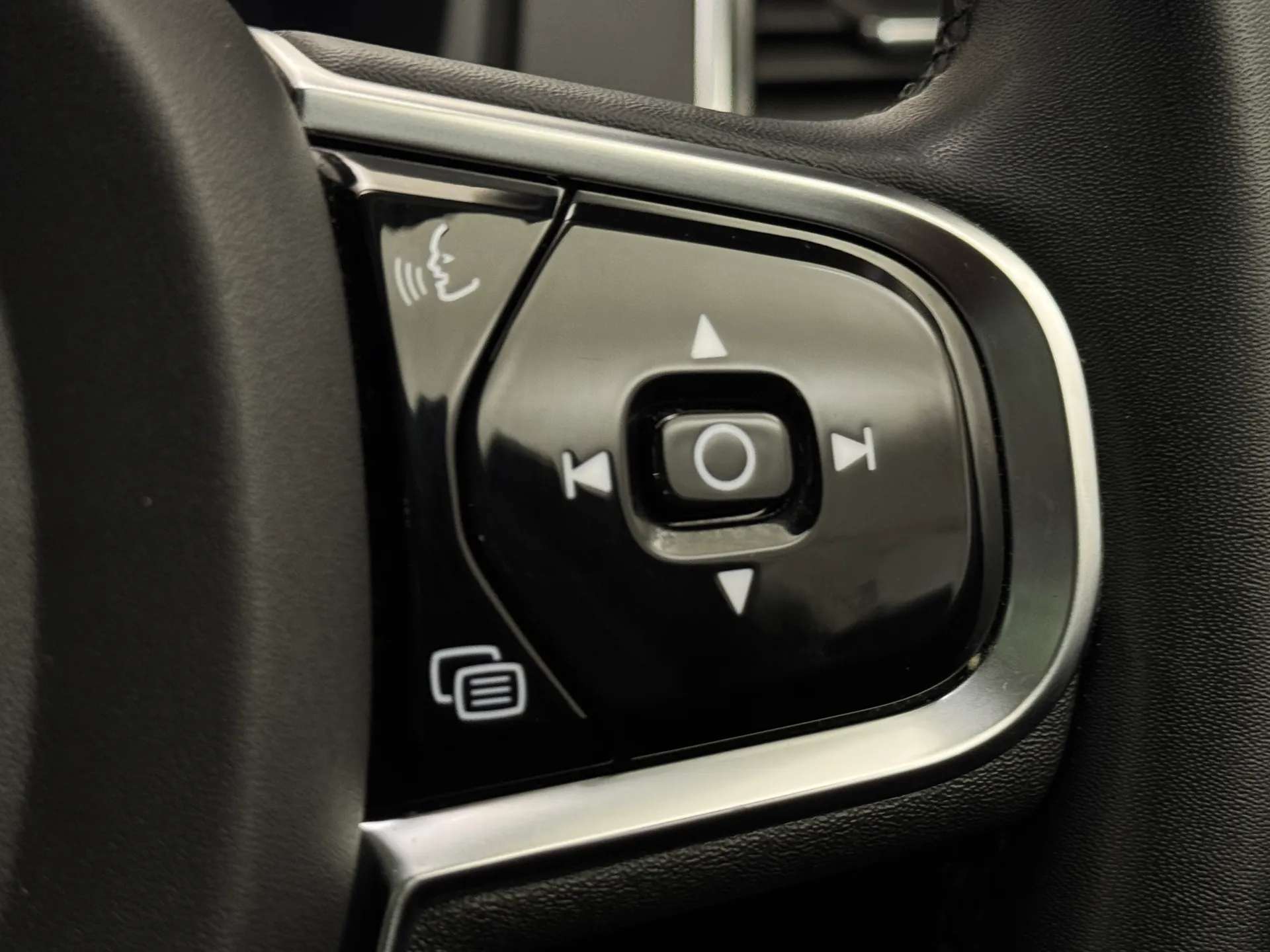 2022 VOLVO XC90 2022 VOLVO XC90