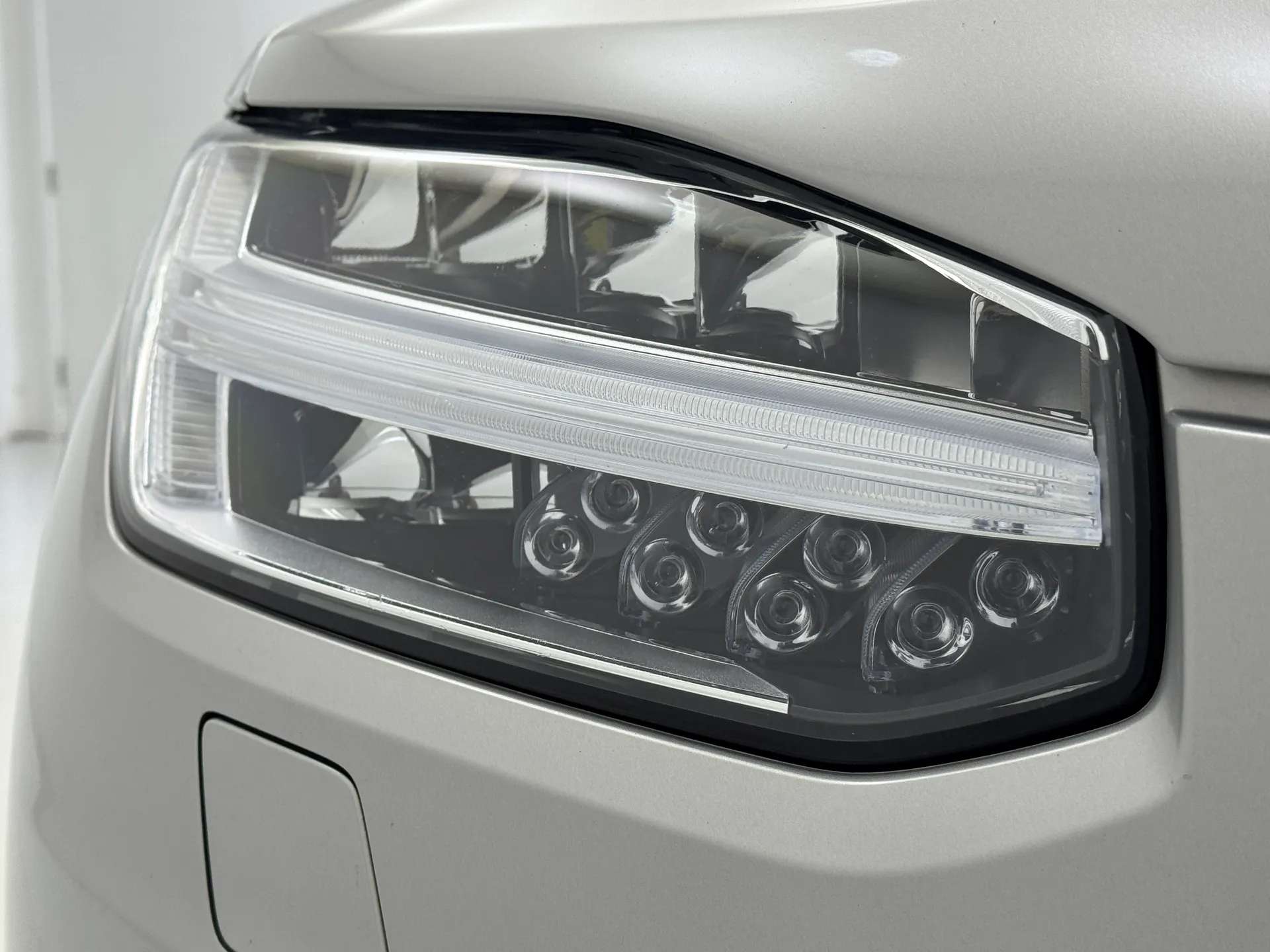 2022 VOLVO XC90 2022 VOLVO XC90