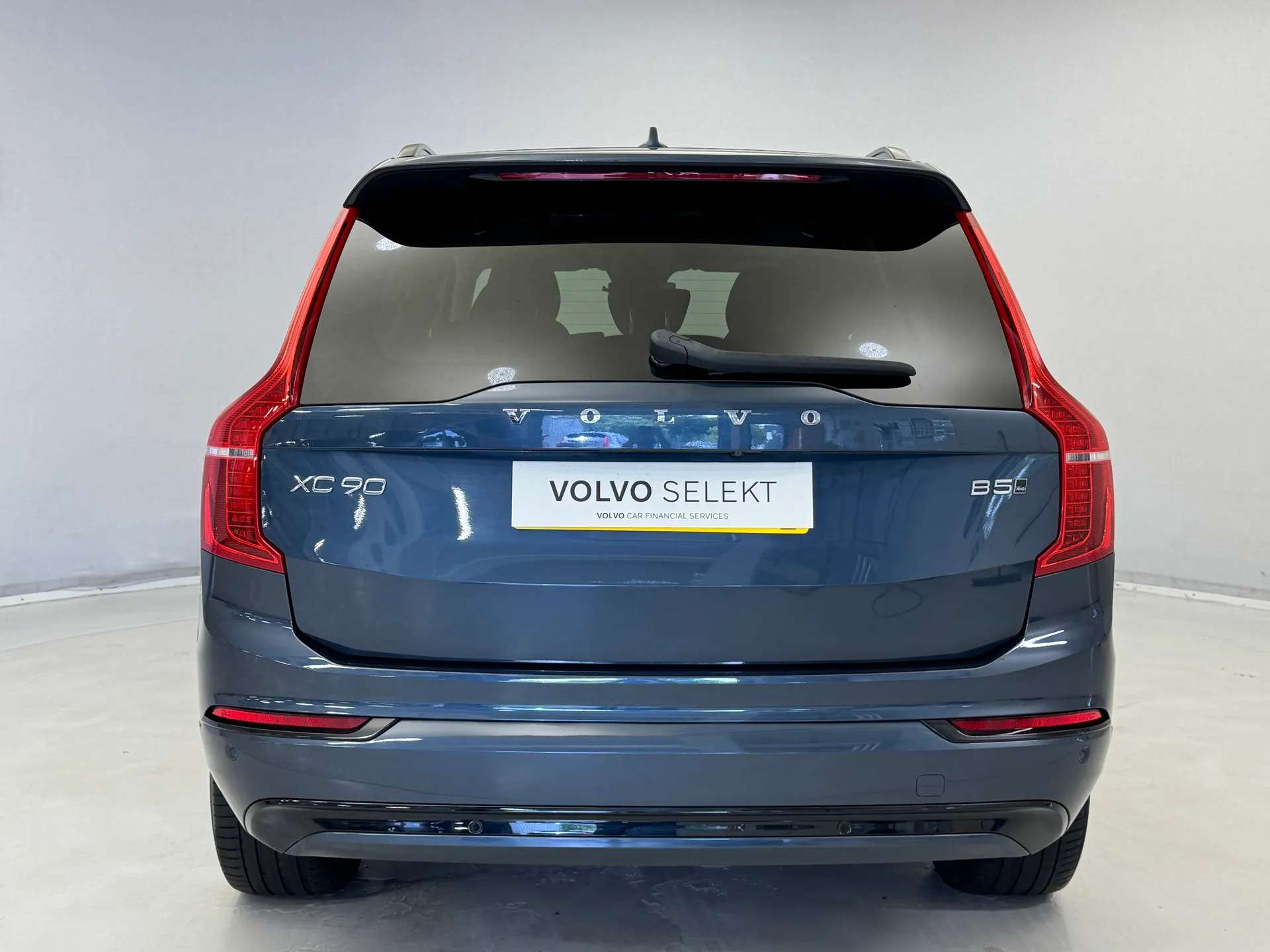 2023 VOLVO XC90 2023 VOLVO XC90
