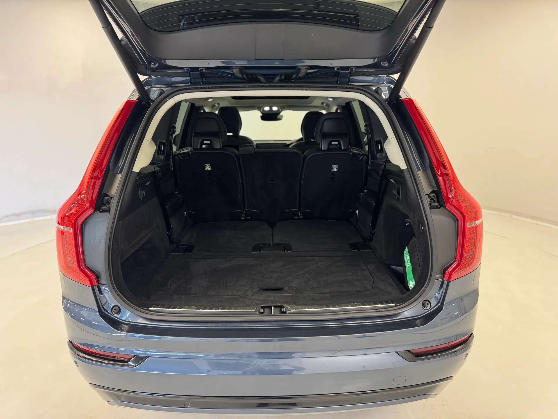 2023 VOLVO XC90 2023 VOLVO XC90