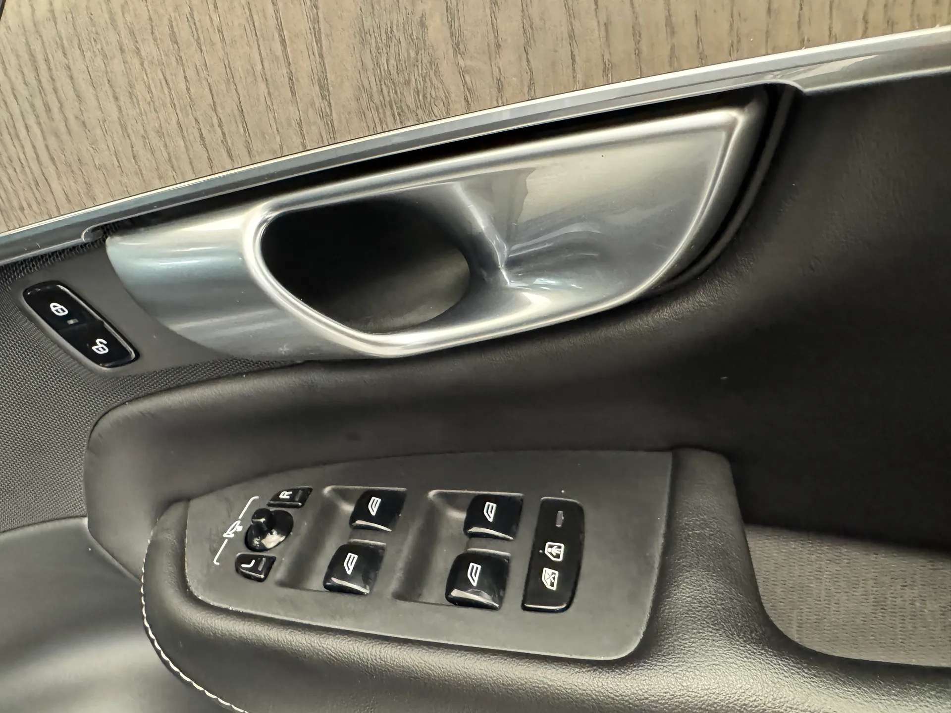 2023 VOLVO XC90 2023 VOLVO XC90