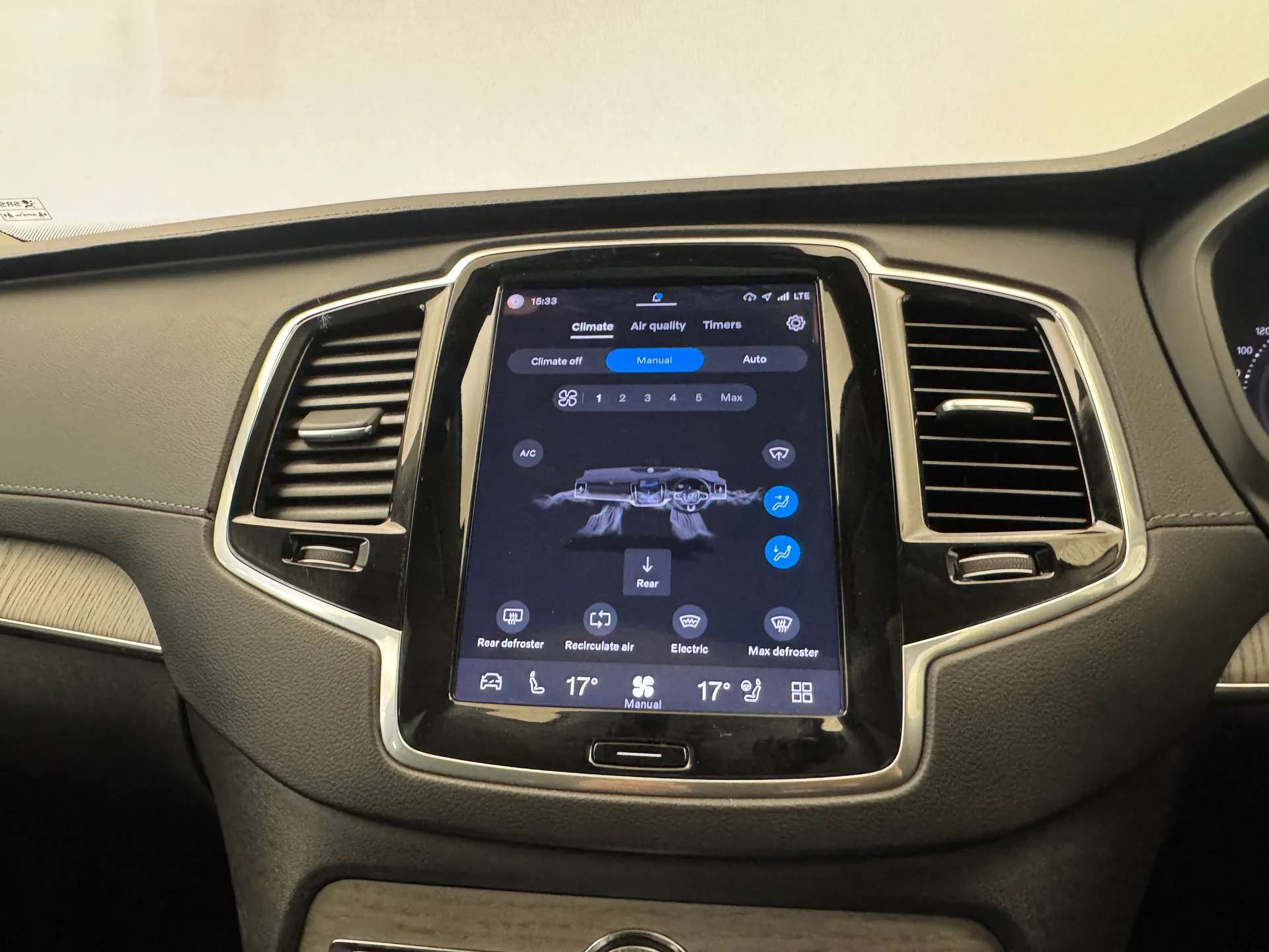 2023 VOLVO XC90 2023 VOLVO XC90