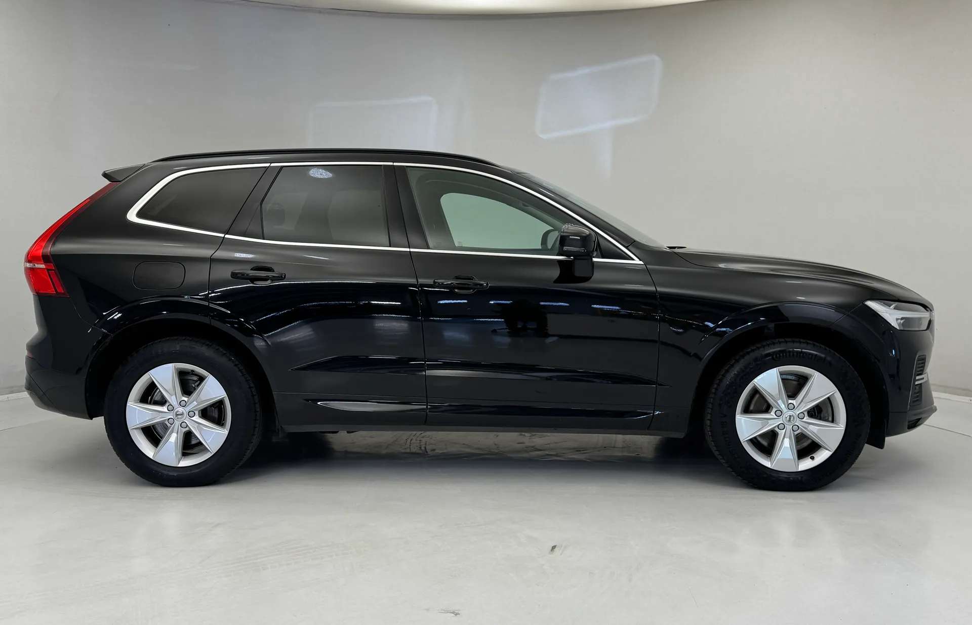 2021 VOLVO XC60 2021 VOLVO XC60