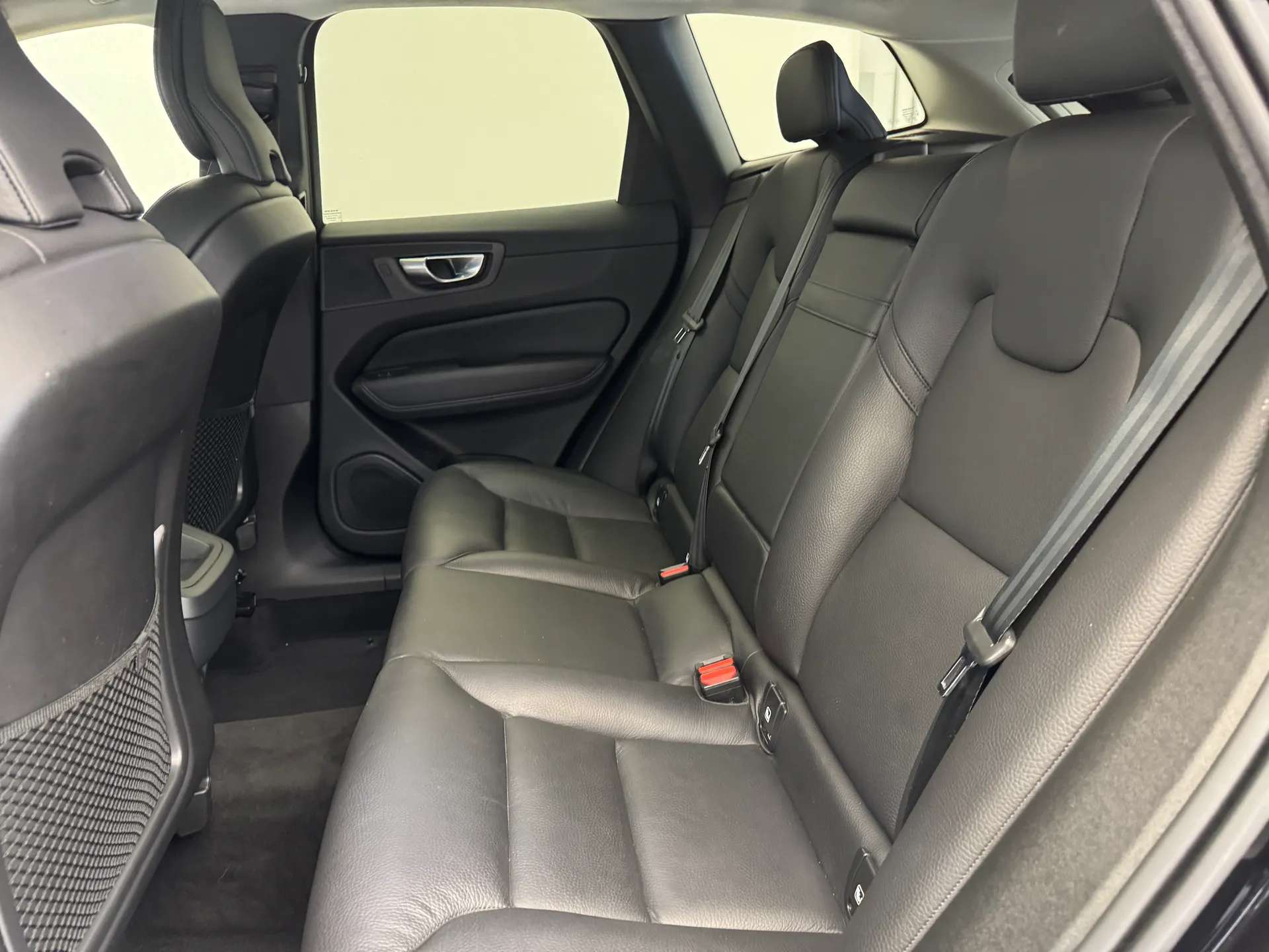 2021 VOLVO XC60 2021 VOLVO XC60