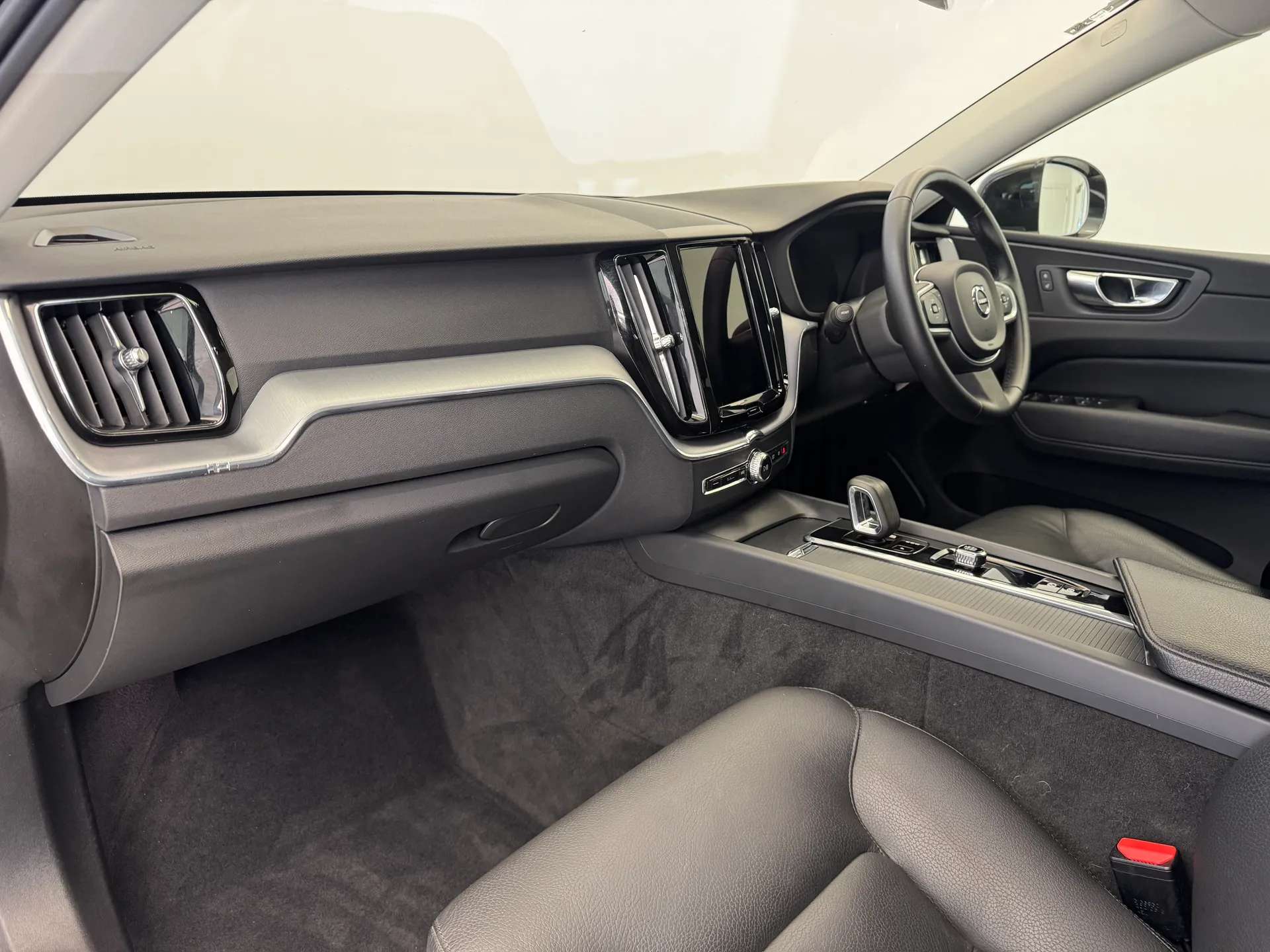 2021 VOLVO XC60 2021 VOLVO XC60