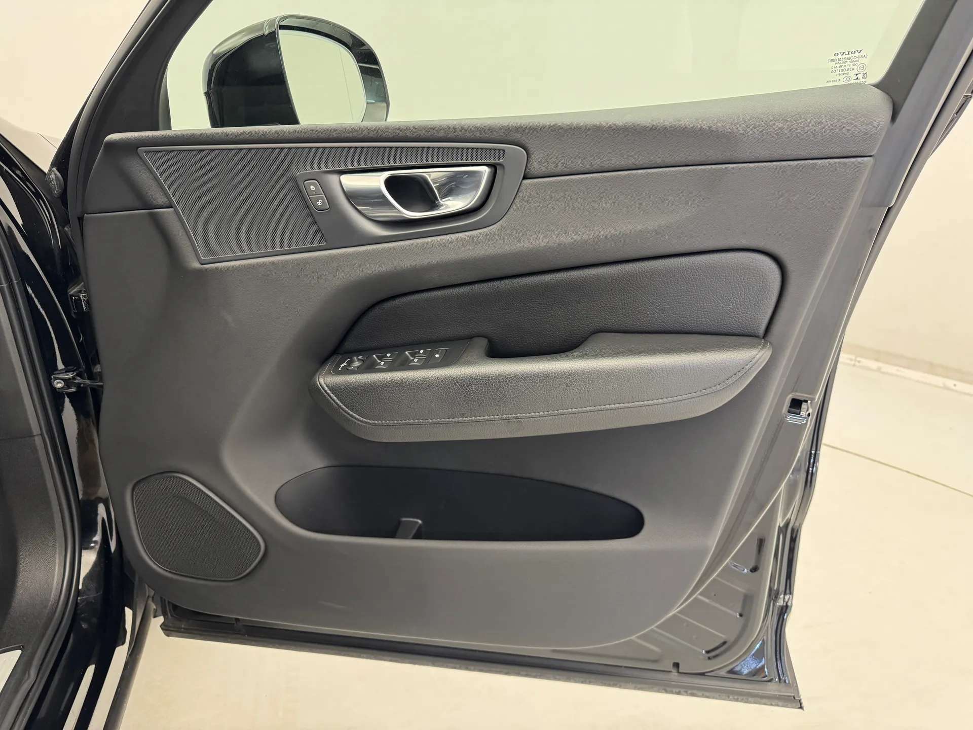 2021 VOLVO XC60 2021 VOLVO XC60
