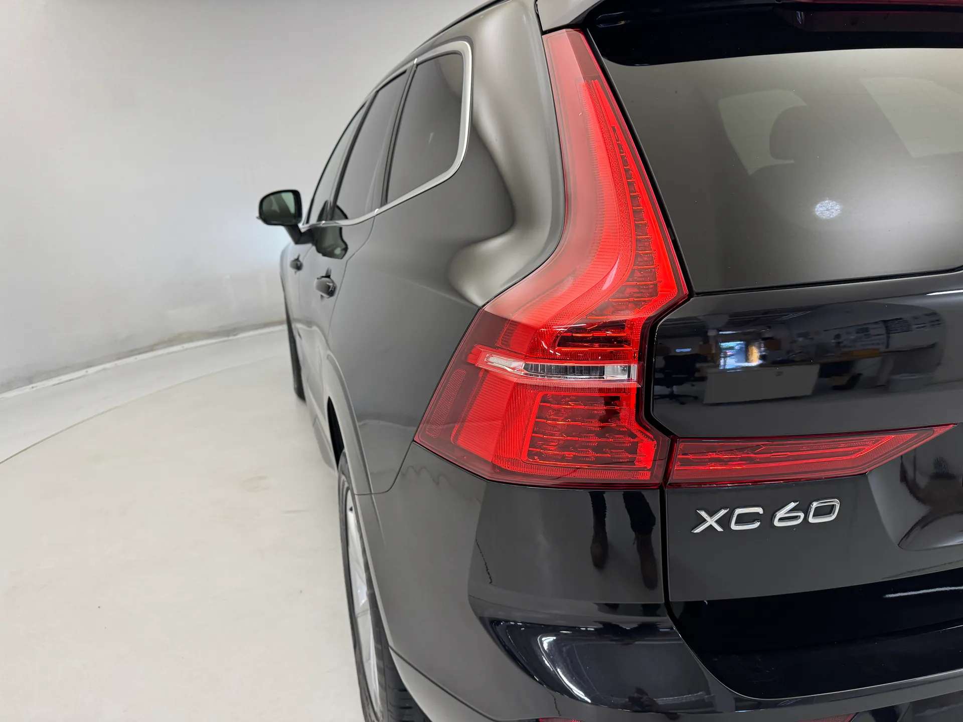 2021 VOLVO XC60 2021 VOLVO XC60
