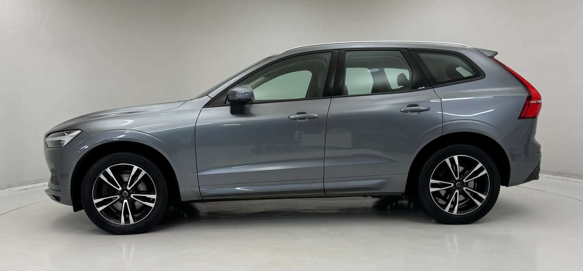 2020 VOLVO XC60 2020 VOLVO XC60