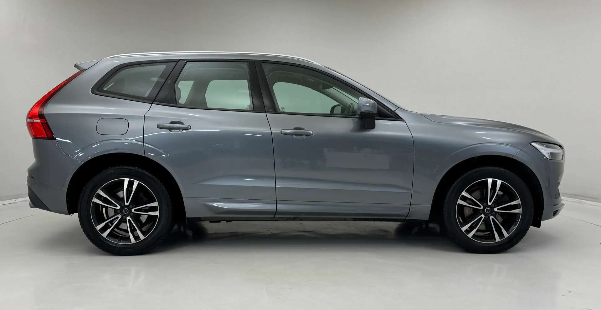 2020 VOLVO XC60 2020 VOLVO XC60