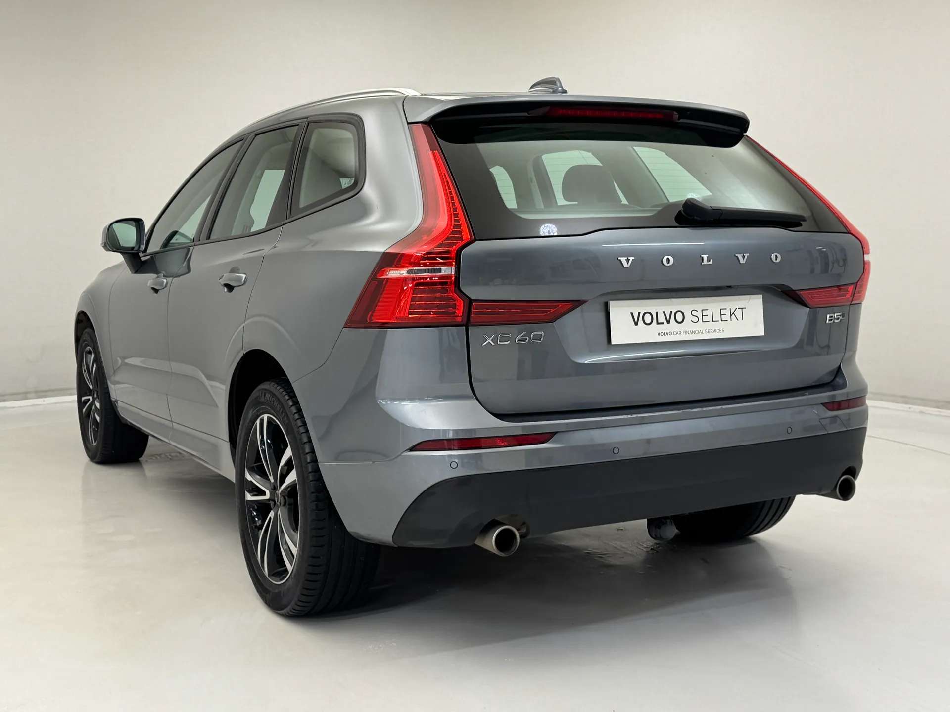 2020 VOLVO XC60 2020 VOLVO XC60