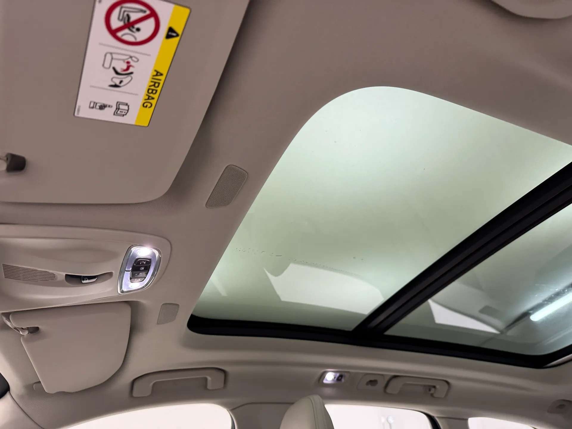 2020 VOLVO XC60 2020 VOLVO XC60