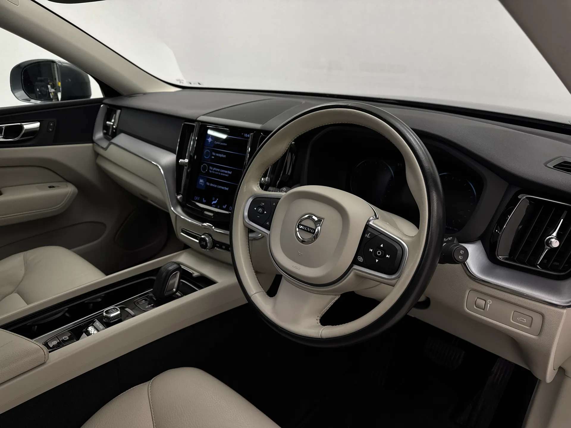 2020 VOLVO XC60 2020 VOLVO XC60