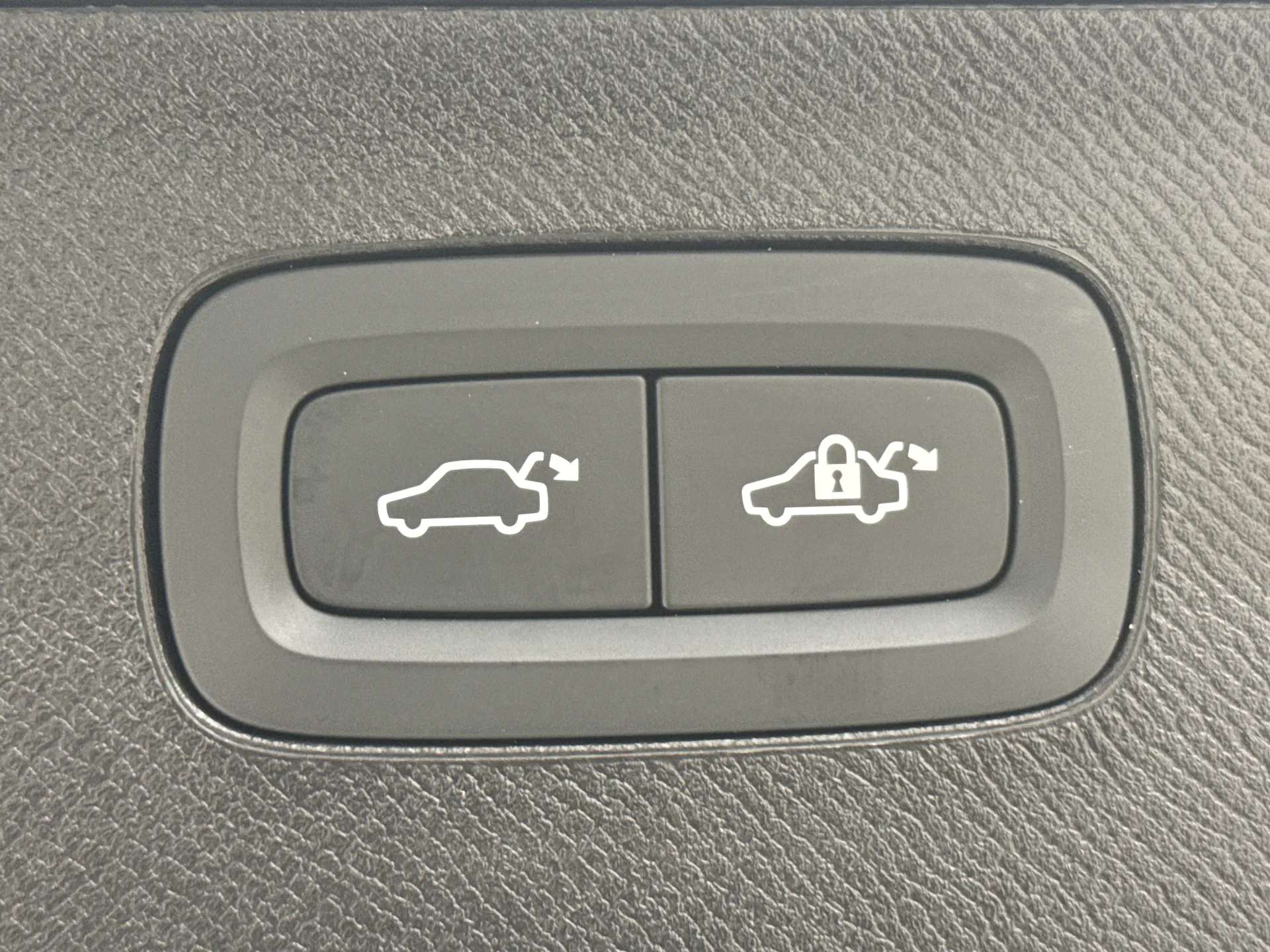 2025 VOLVO XC90 2025 VOLVO XC90