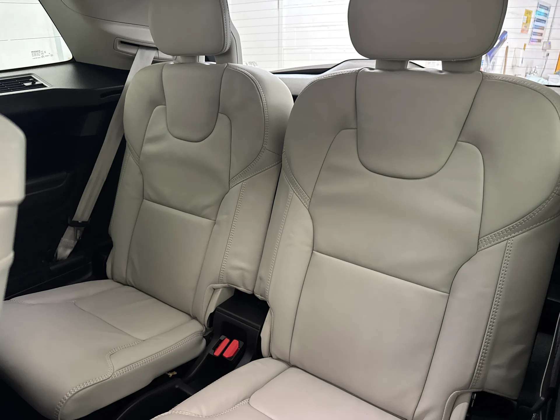 2025 VOLVO XC90 2025 VOLVO XC90