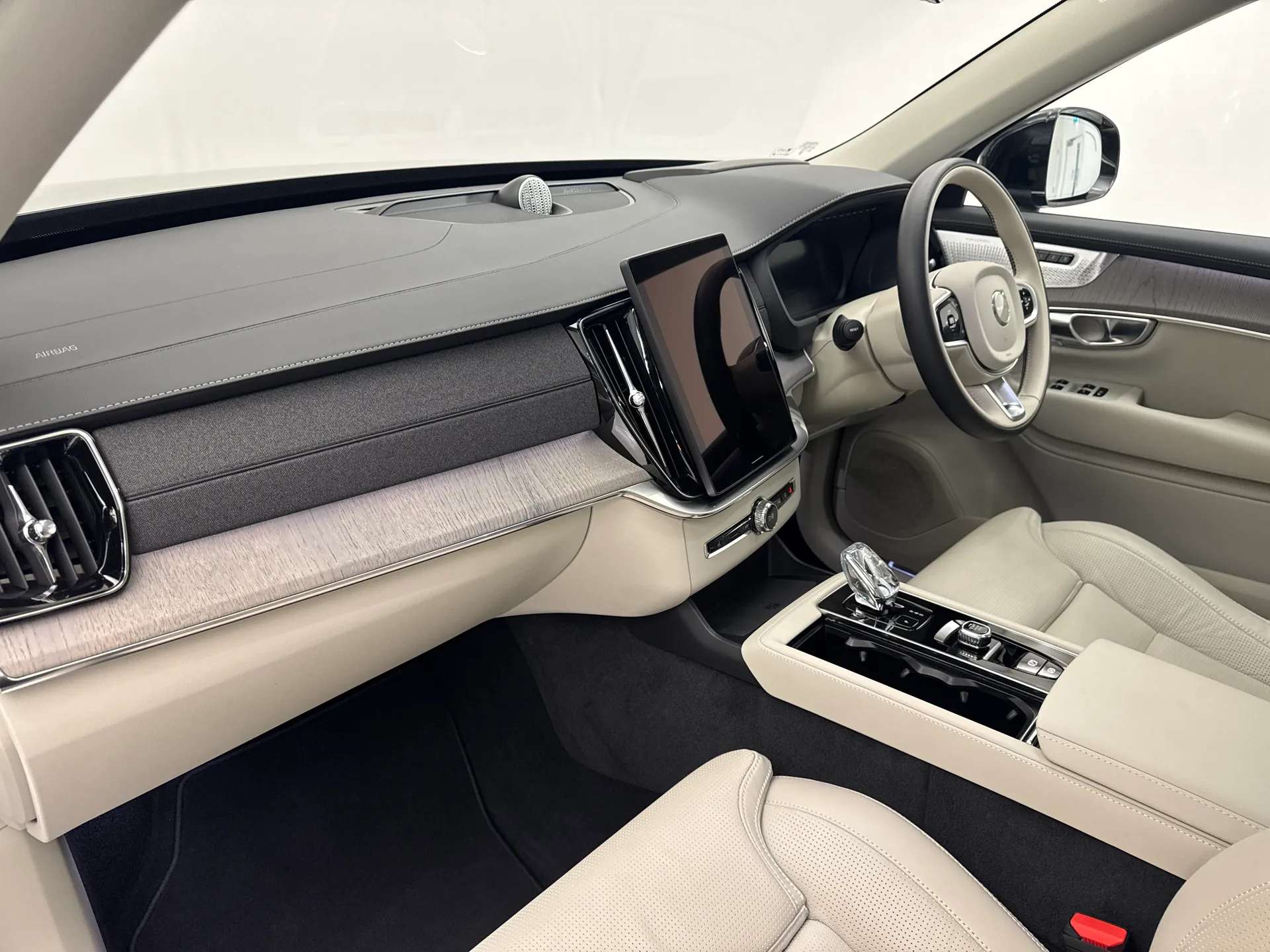 2025 VOLVO XC90 2025 VOLVO XC90