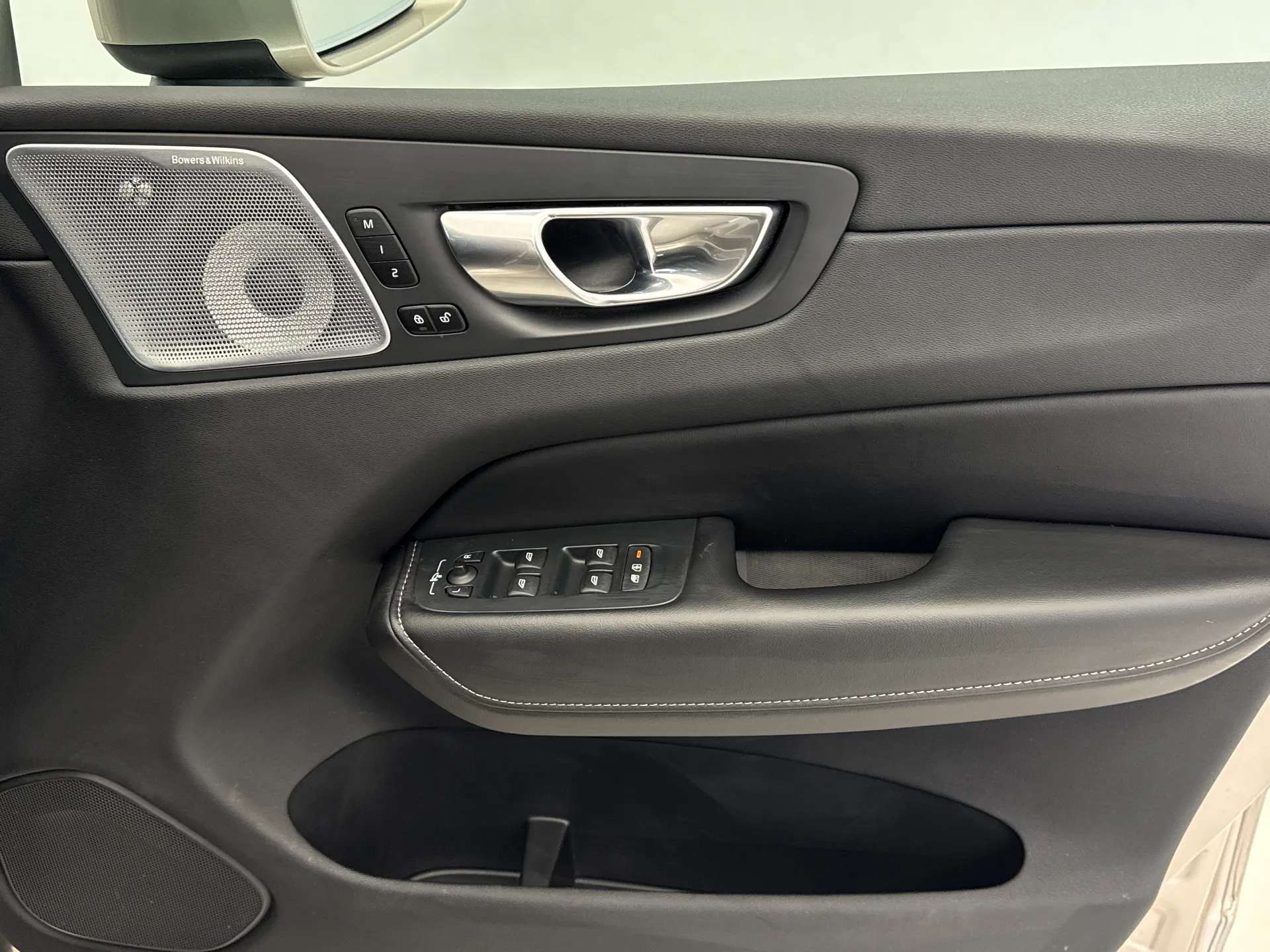 2025 VOLVO XC60 2025 VOLVO XC60