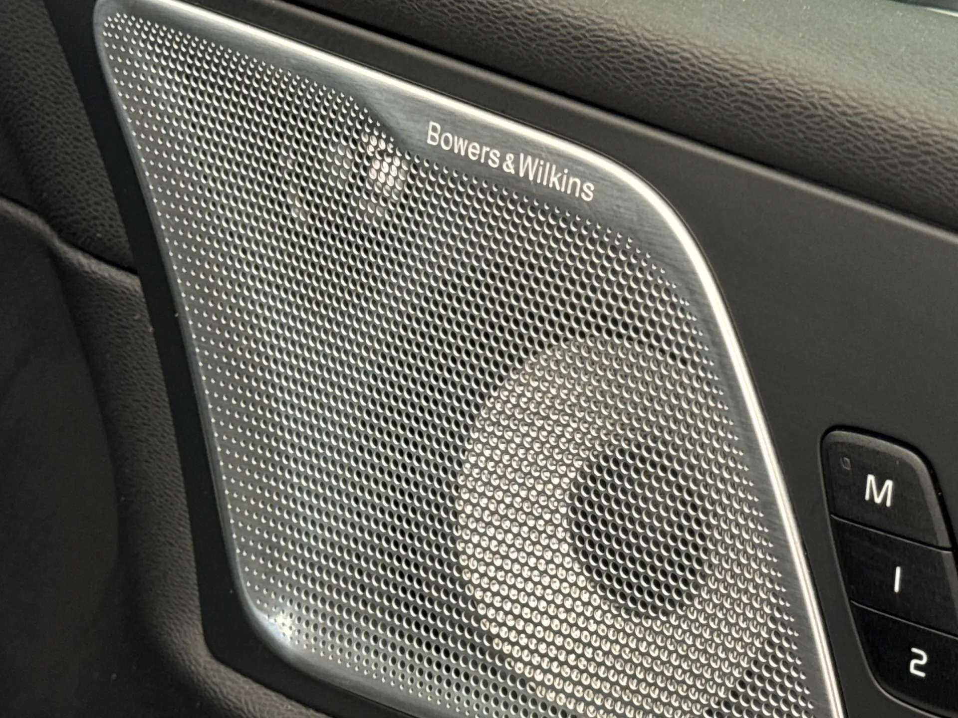 2025 VOLVO XC60 2025 VOLVO XC60