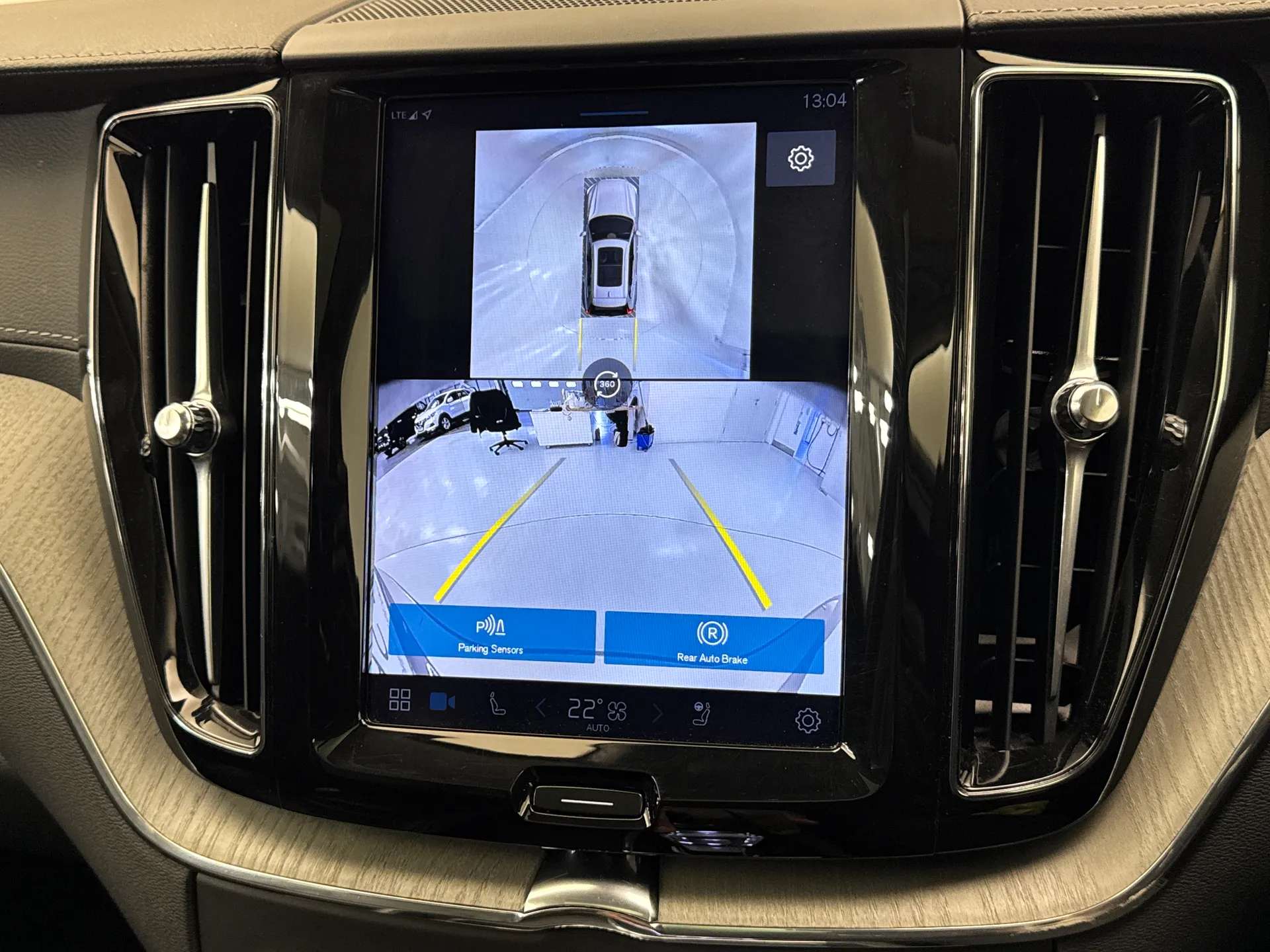 2025 VOLVO XC60 2025 VOLVO XC60