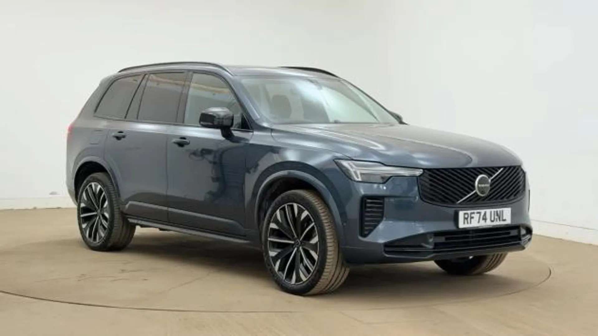 A 2025 VOLVO XC90 2.0 B5P Ultra Dark 5dr AWD Geartronic A 2025 VOLVO XC90 2.0 B5P Ultra Dark 5dr AWD Geartronic