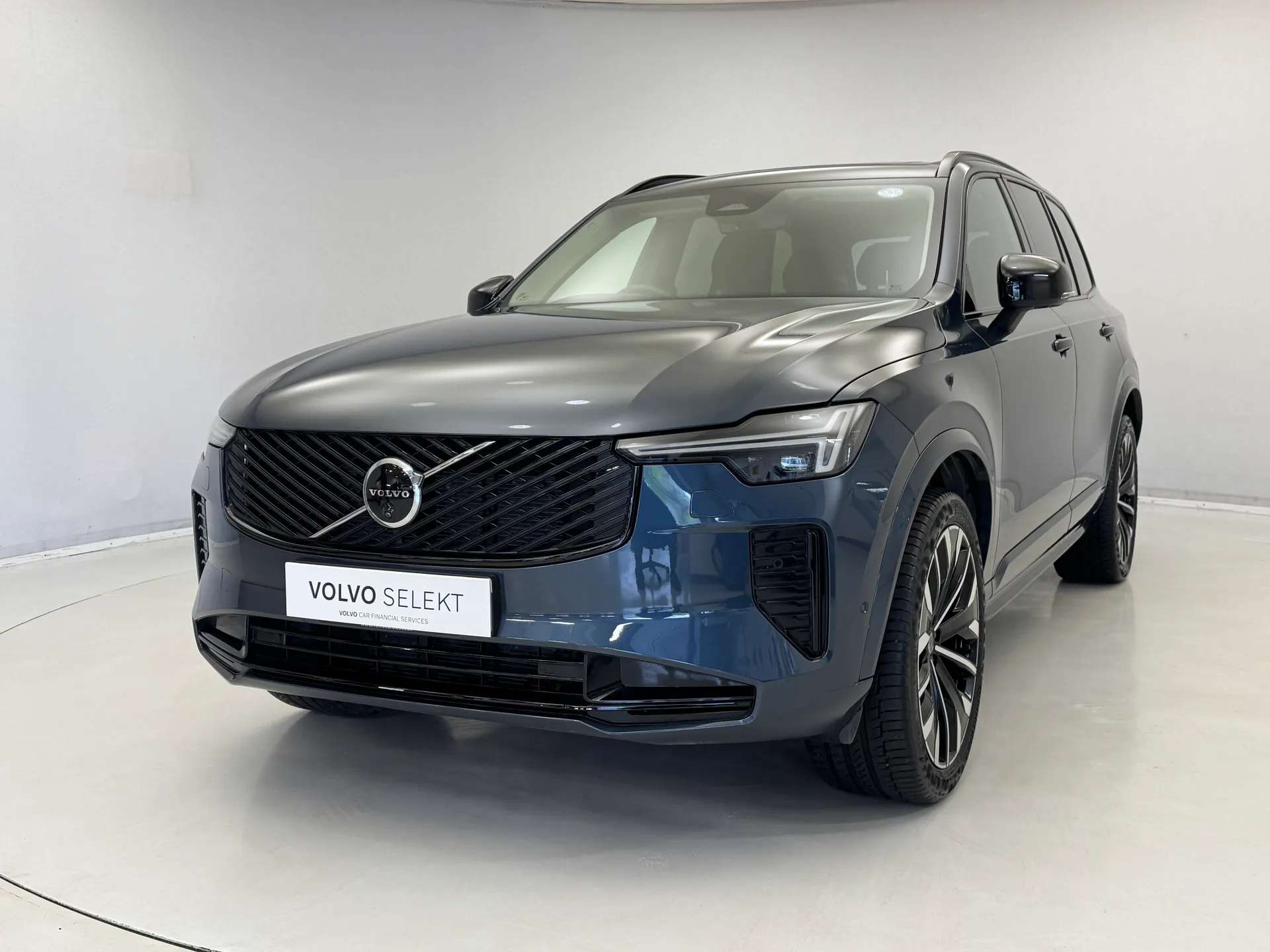 2025 VOLVO XC90 2025 VOLVO XC90