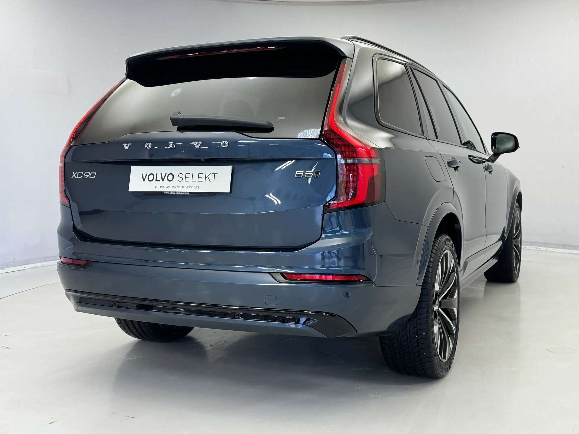 2025 VOLVO XC90 2025 VOLVO XC90