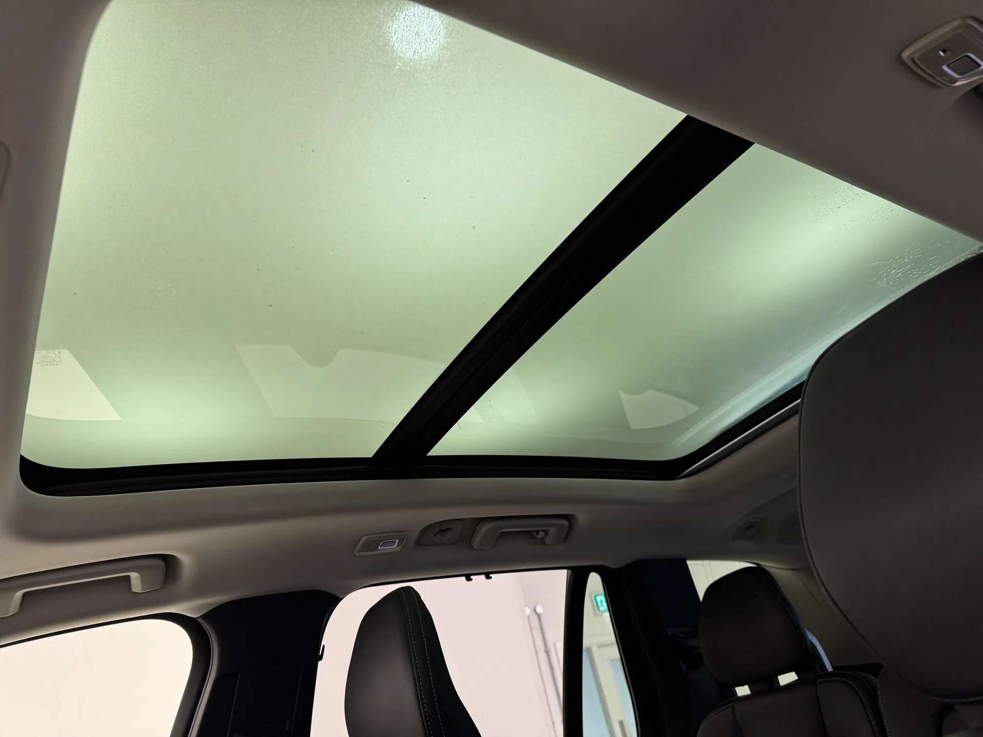2025 VOLVO XC90 2025 VOLVO XC90