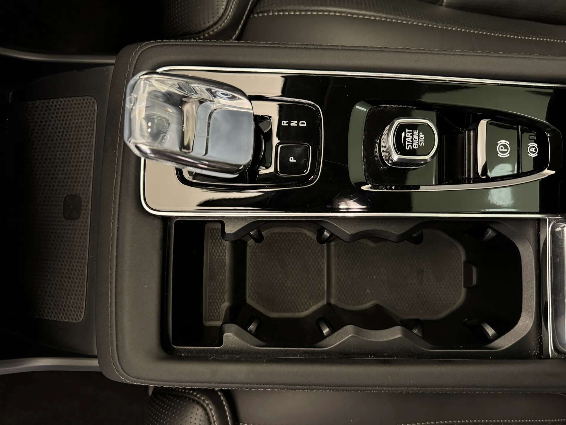 2025 VOLVO XC90 2025 VOLVO XC90
