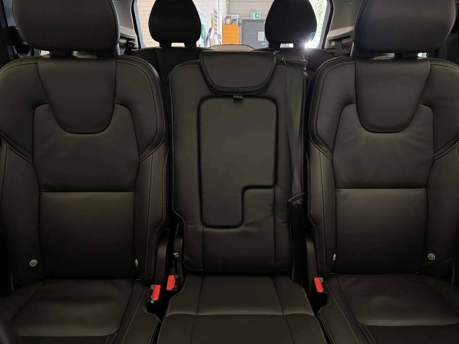 2025 VOLVO XC90 2025 VOLVO XC90