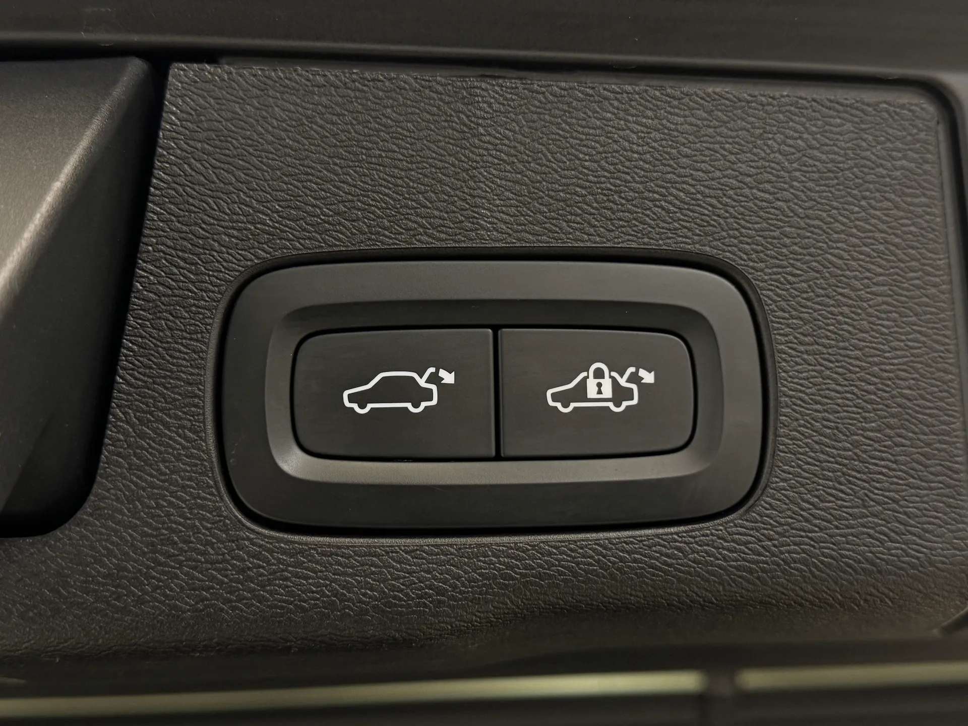 2025 VOLVO XC60 2025 VOLVO XC60