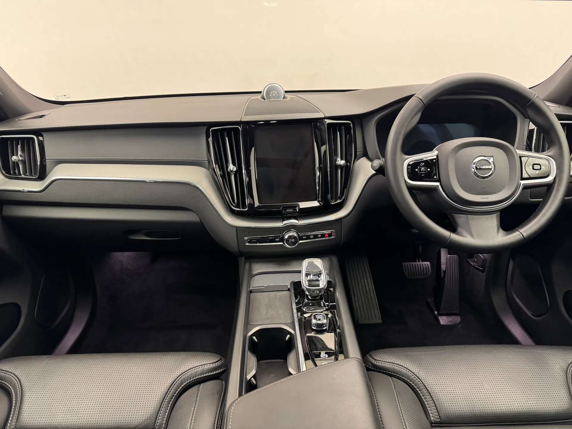 2025 VOLVO XC60 2025 VOLVO XC60