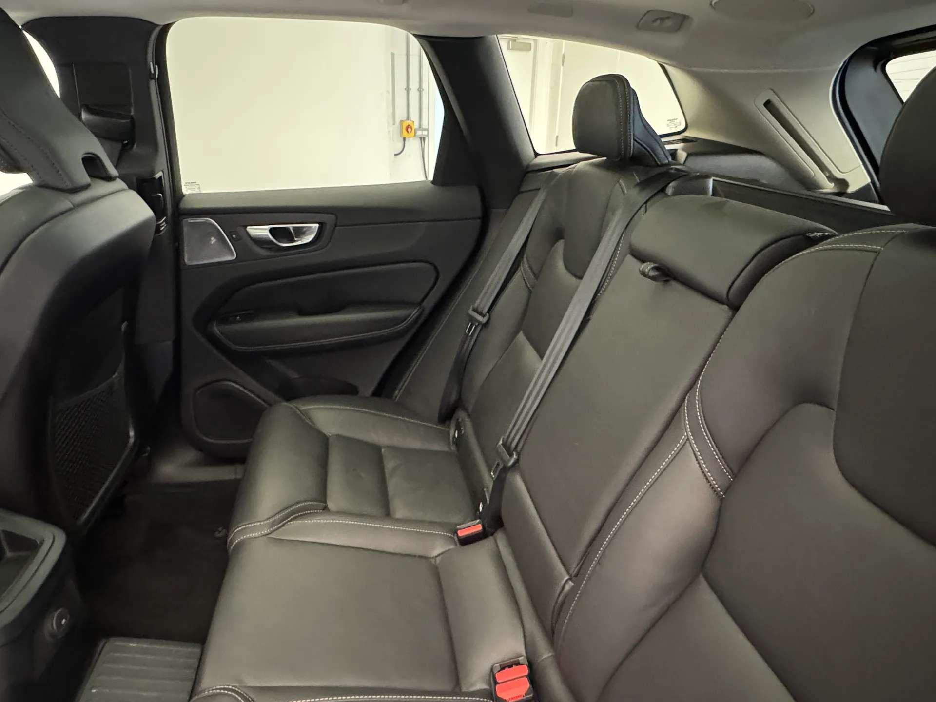 2025 VOLVO XC60 2025 VOLVO XC60