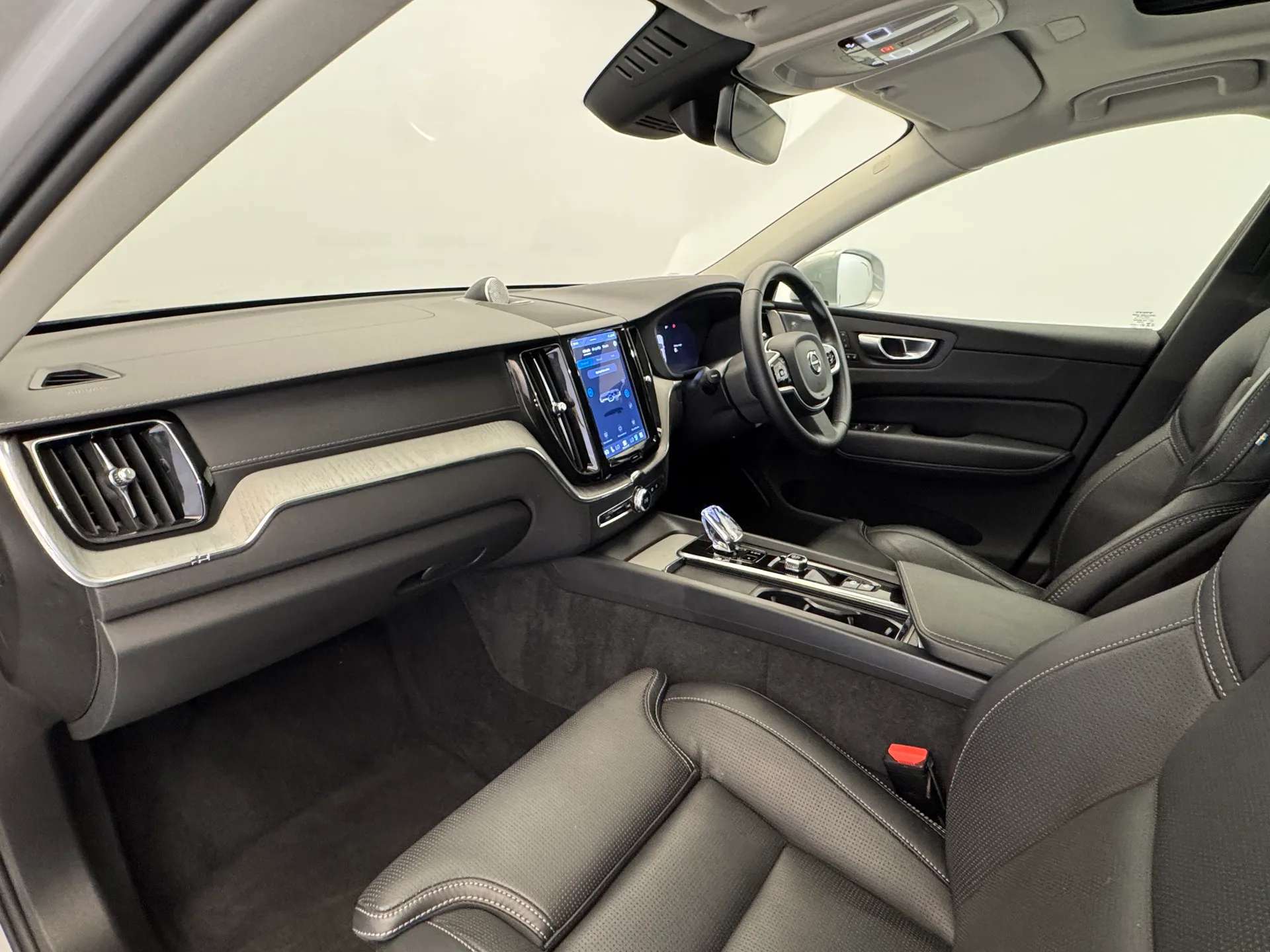 2025 VOLVO XC60 2025 VOLVO XC60