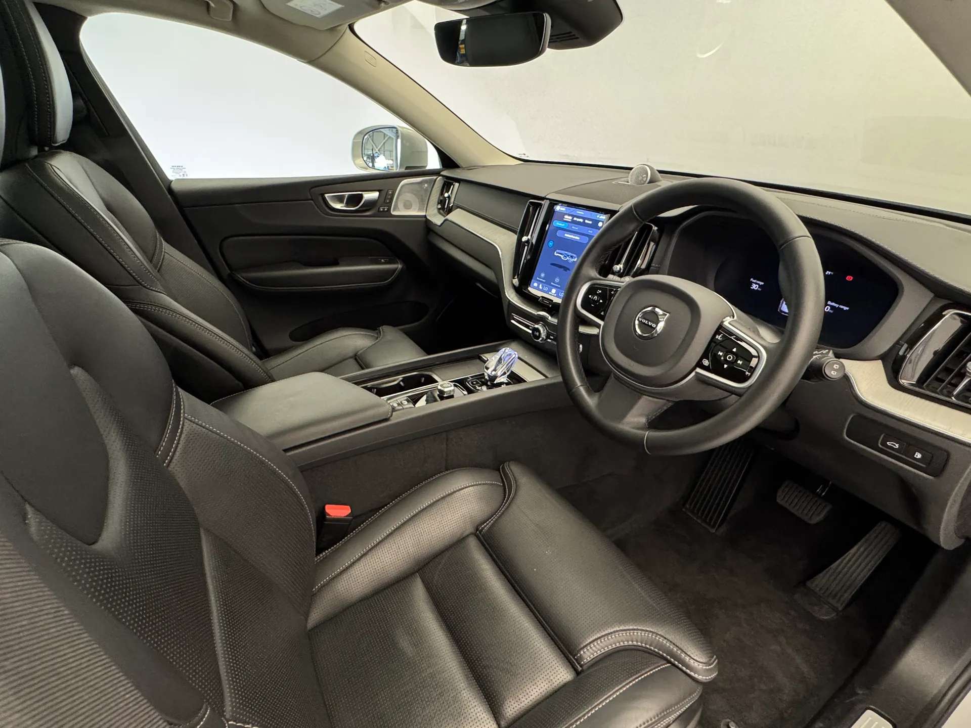2025 VOLVO XC60 2025 VOLVO XC60