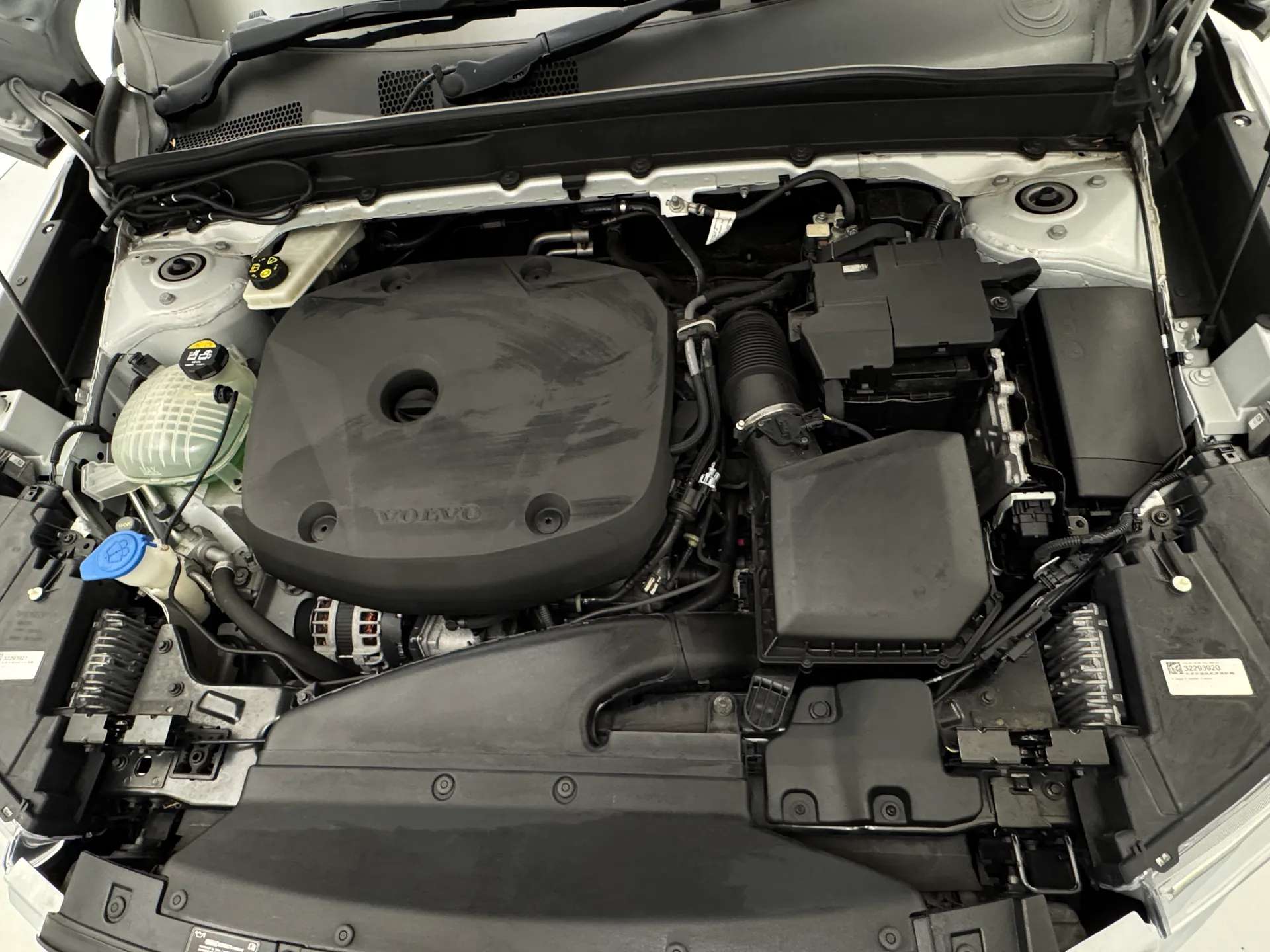 2019 VOLVO XC40 2019 VOLVO XC40