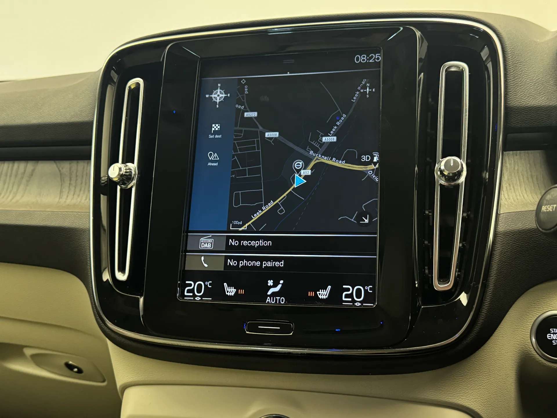 2019 VOLVO XC40 2019 VOLVO XC40