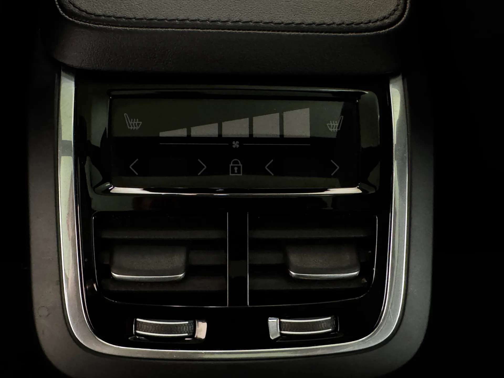2022 VOLVO XC90 2022 VOLVO XC90