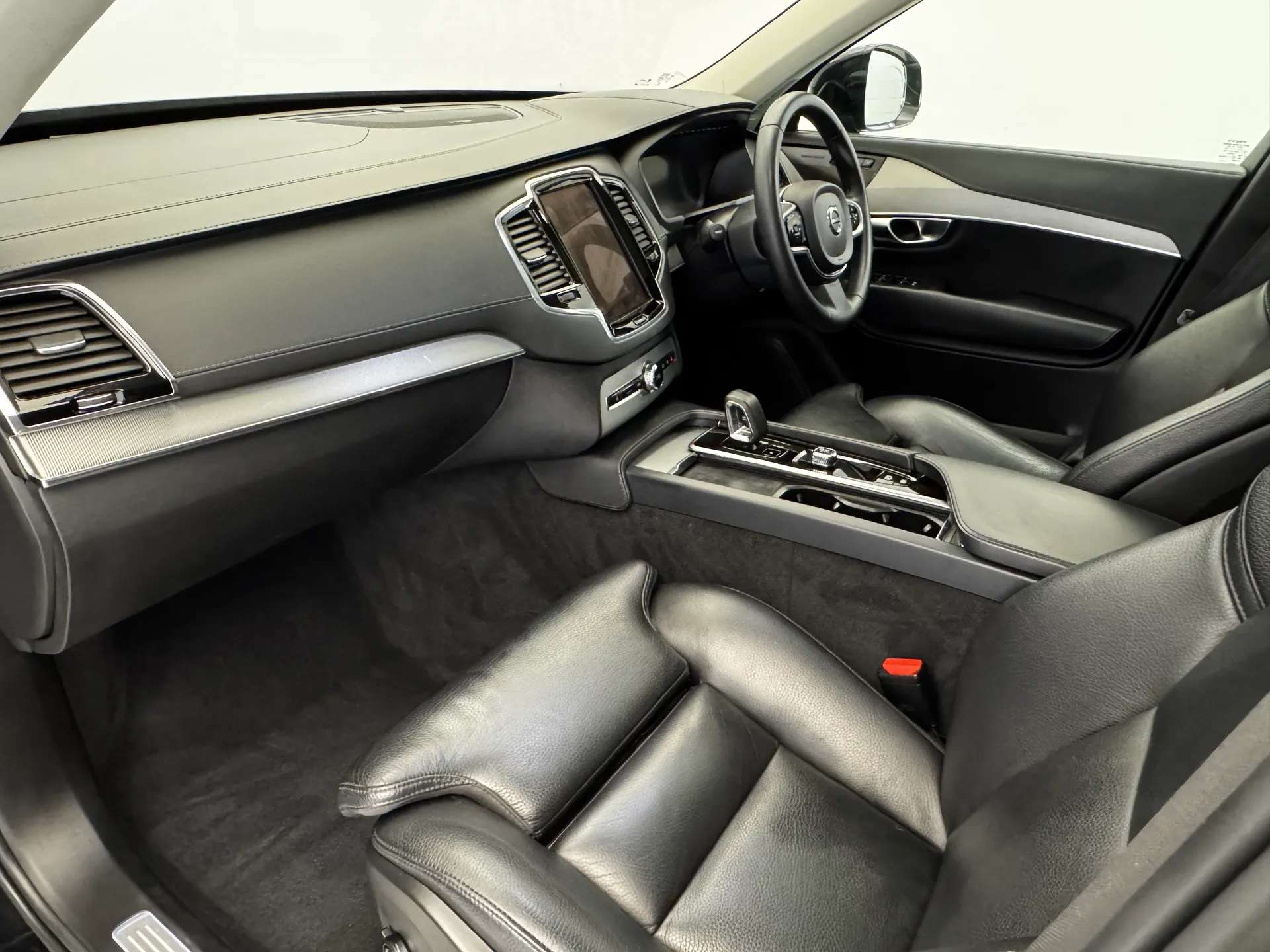 2022 VOLVO XC90 2022 VOLVO XC90