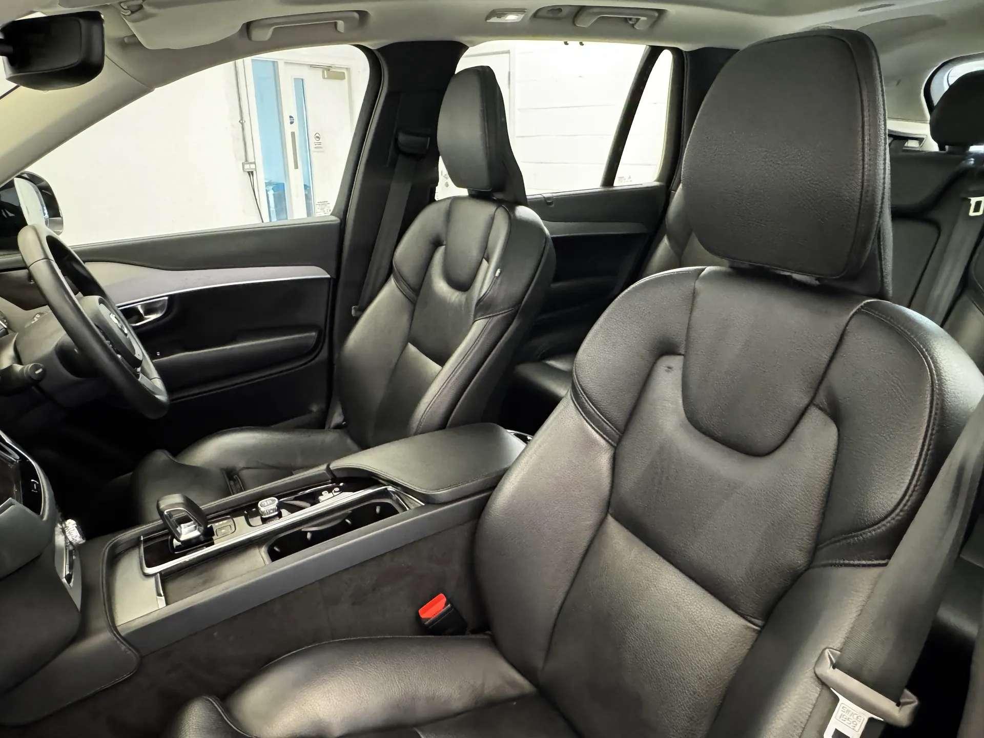 2022 VOLVO XC90 2022 VOLVO XC90