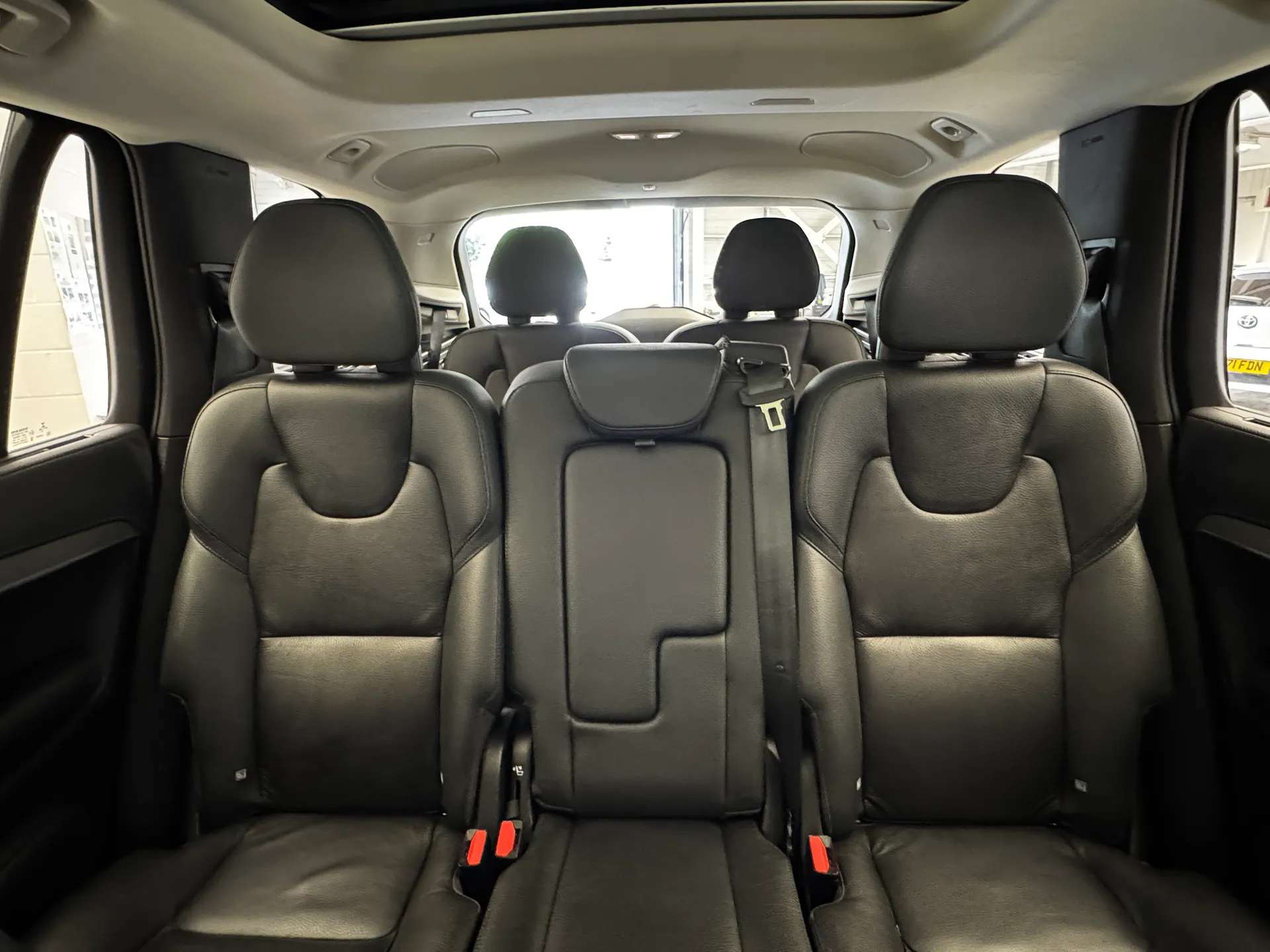 2022 VOLVO XC90 2022 VOLVO XC90