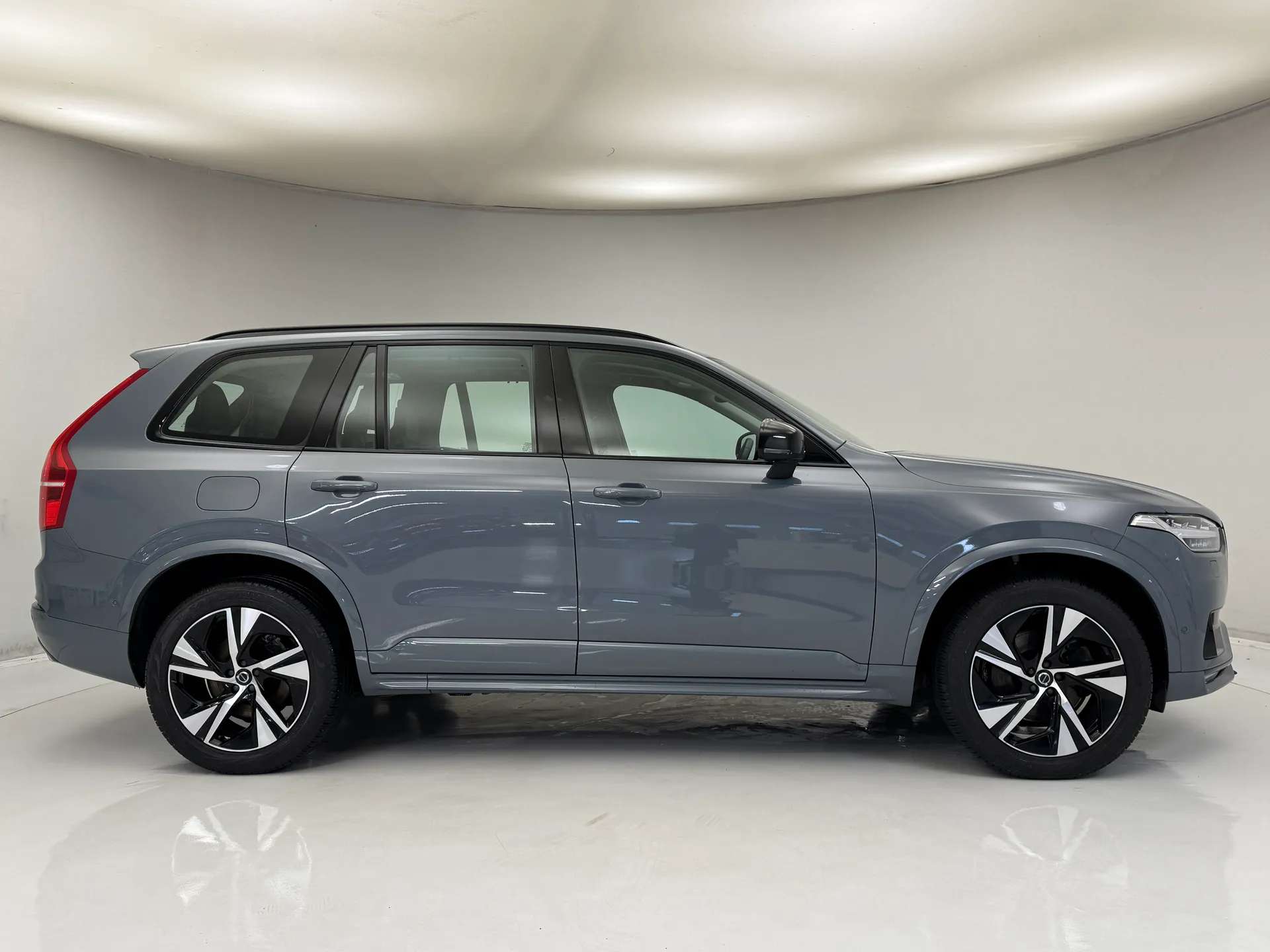 2022 VOLVO XC90 2022 VOLVO XC90