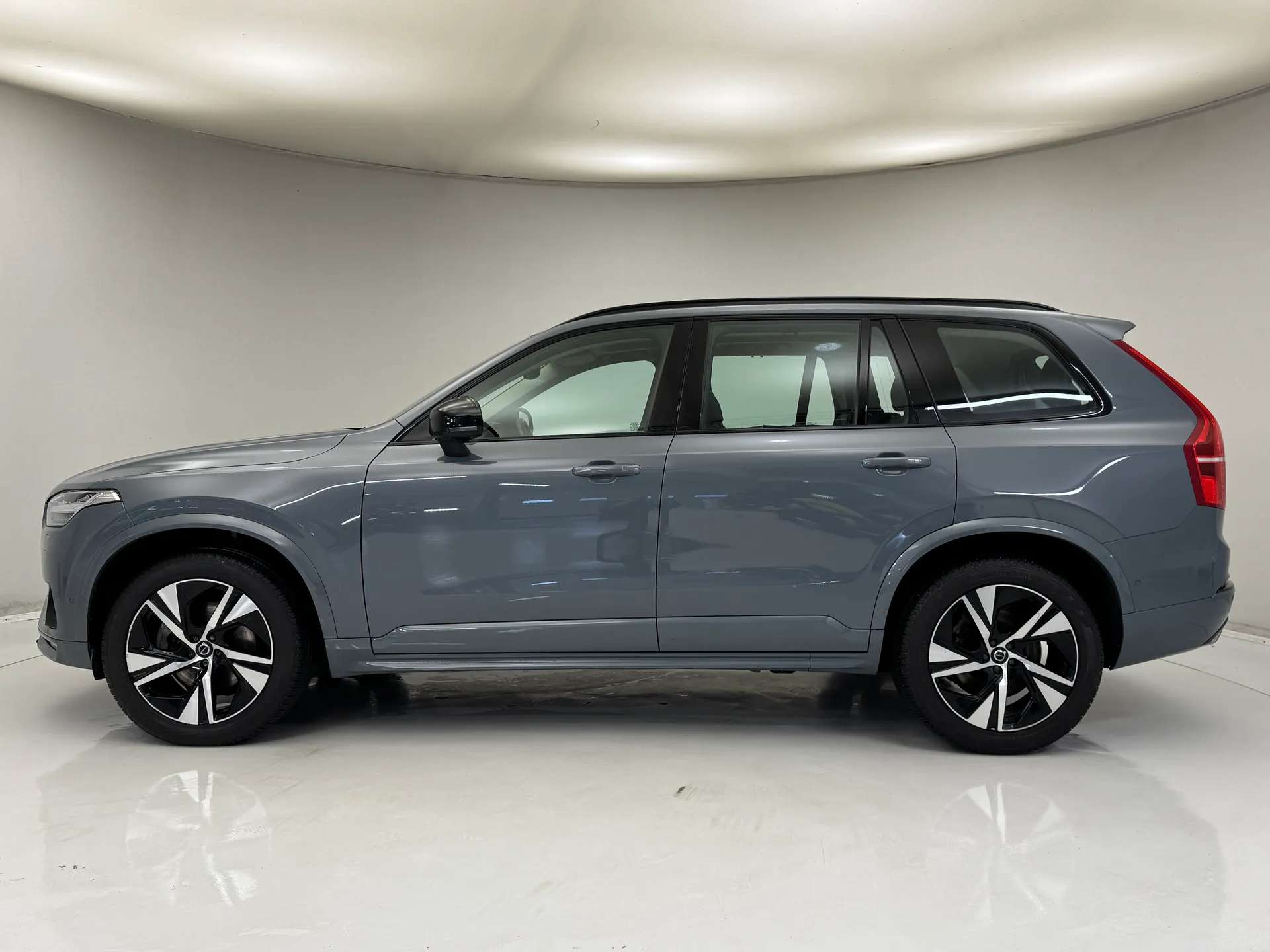 2022 VOLVO XC90 2022 VOLVO XC90